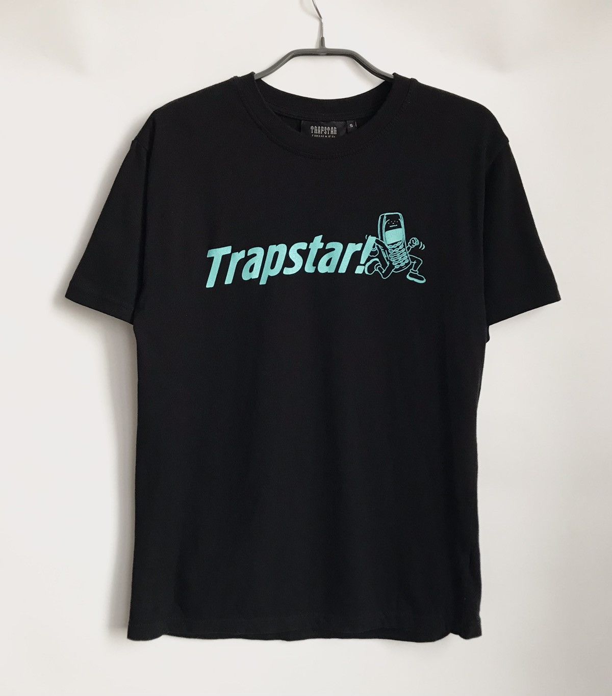 【Trapstar London】Foundation Tシャツ ブラック/黒ティー $_57.JPG?set_id=880000500F