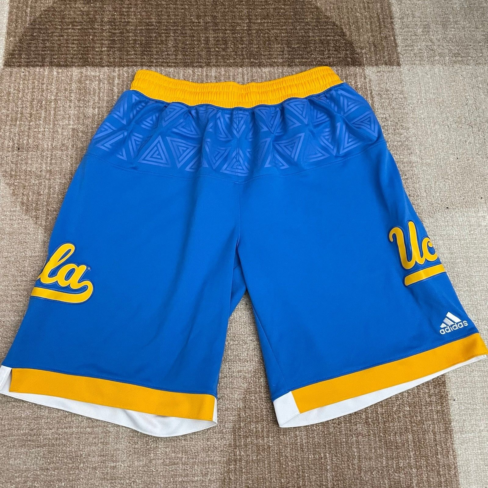 NEW ADIDAS UCLA BRUINS COLLEGE BASKETBALL GAMER SHORTS SZ 29