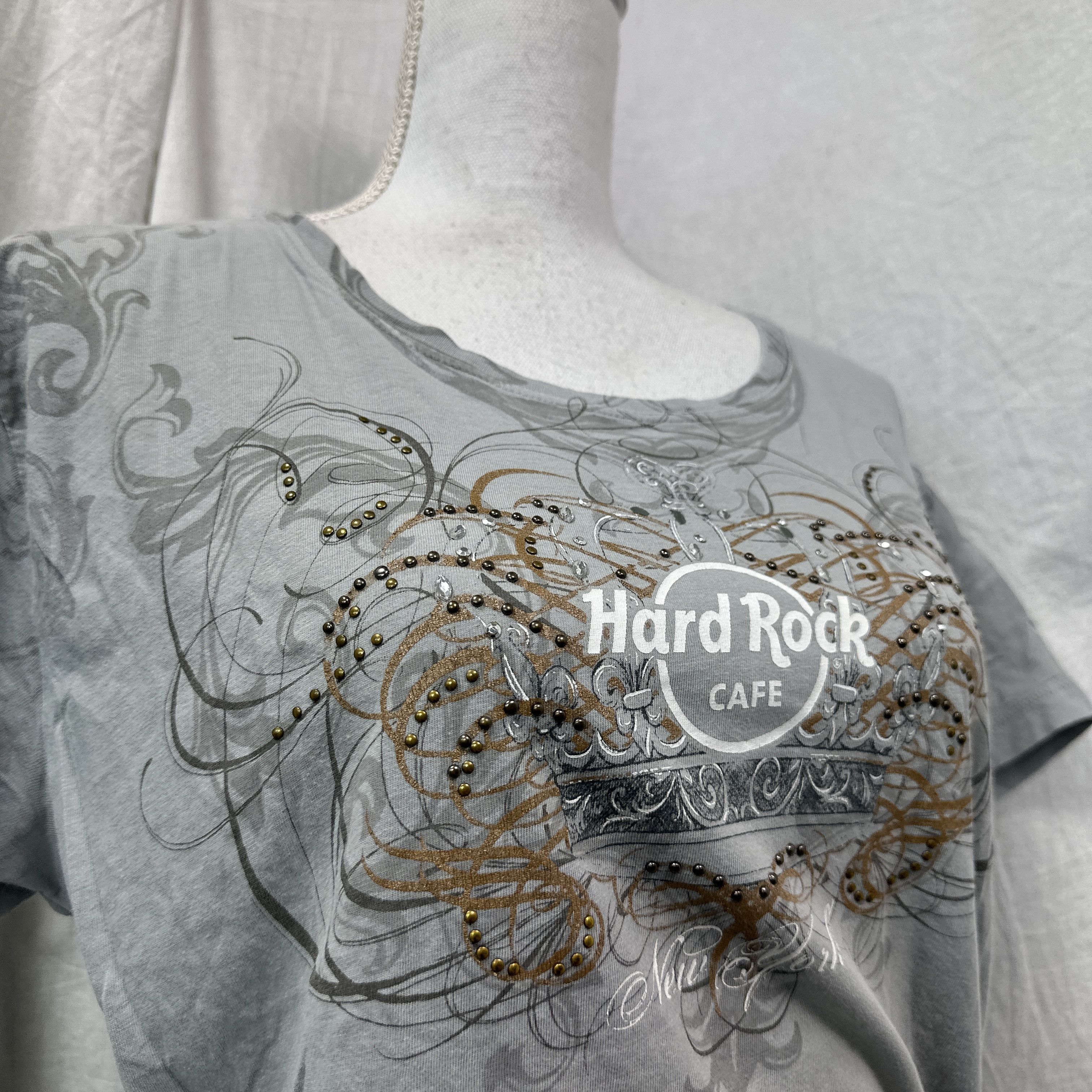 Hard Rock Cafe Vintage Streetwear Women's Hard Rock Cafe T-shirt 00s Size XL / US 12-14 / IT 48-50 - 4 Thumbnail