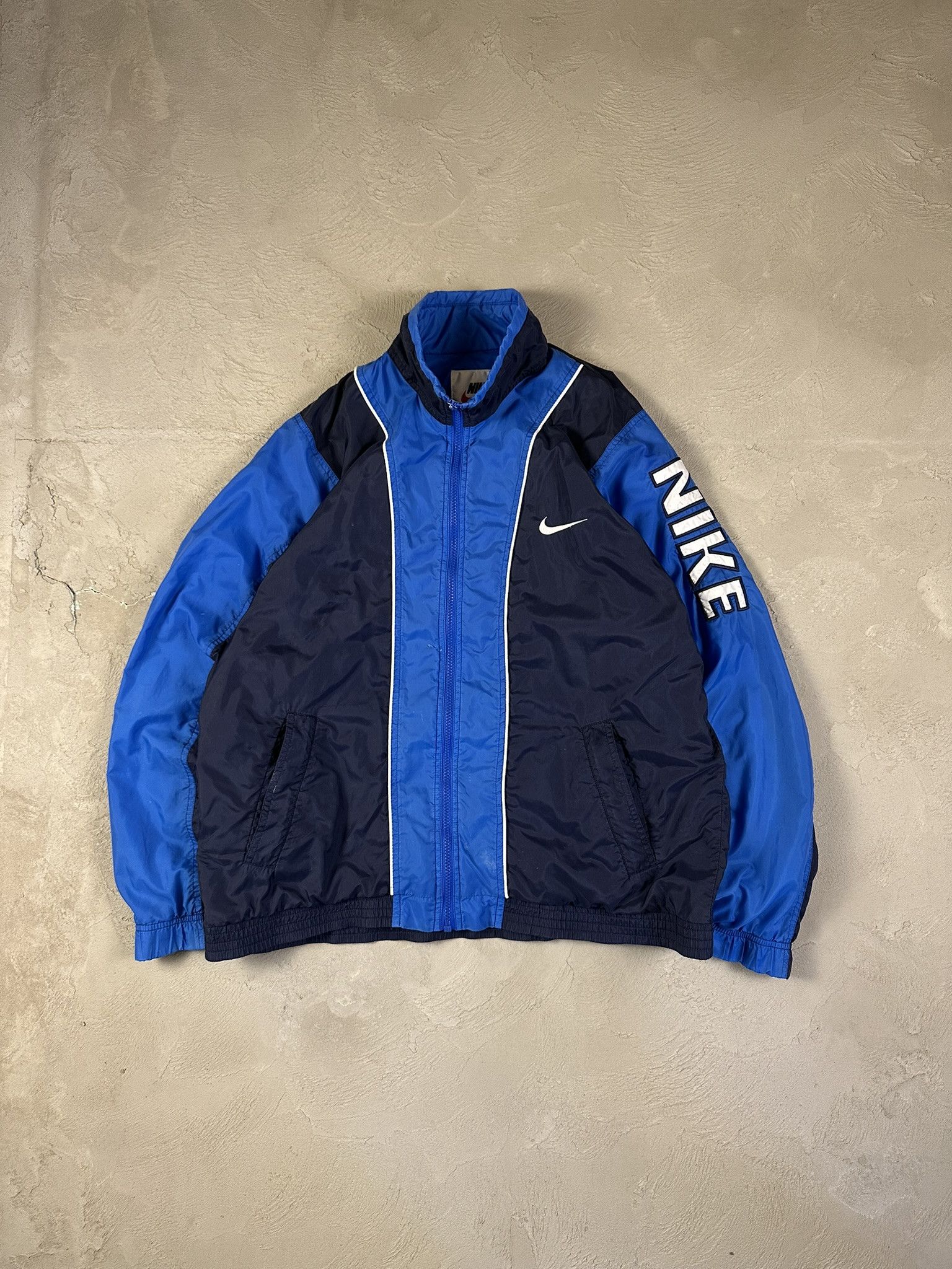 Nike 90s Vintage Nike Tracksuit Nylon Zip Jacket Size US M / EU 48-50 / 2 - 1 Thumbnail
