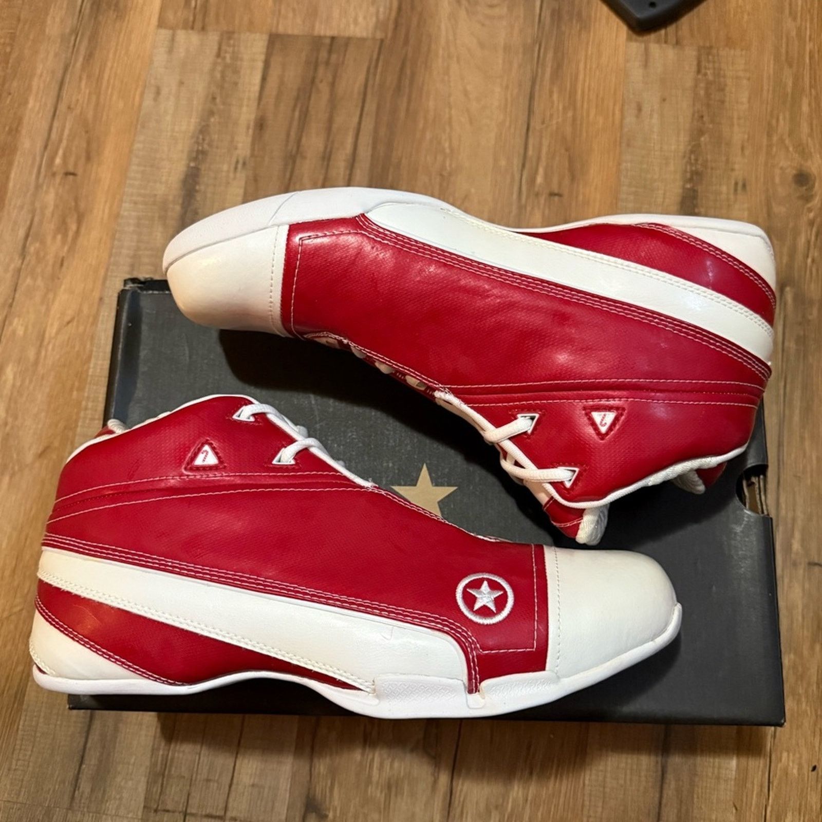 Converse 2006 Converse Wade 1.3 Candy Cane Christmas Edition Size US 11 / EU 44 - 4 Thumbnail