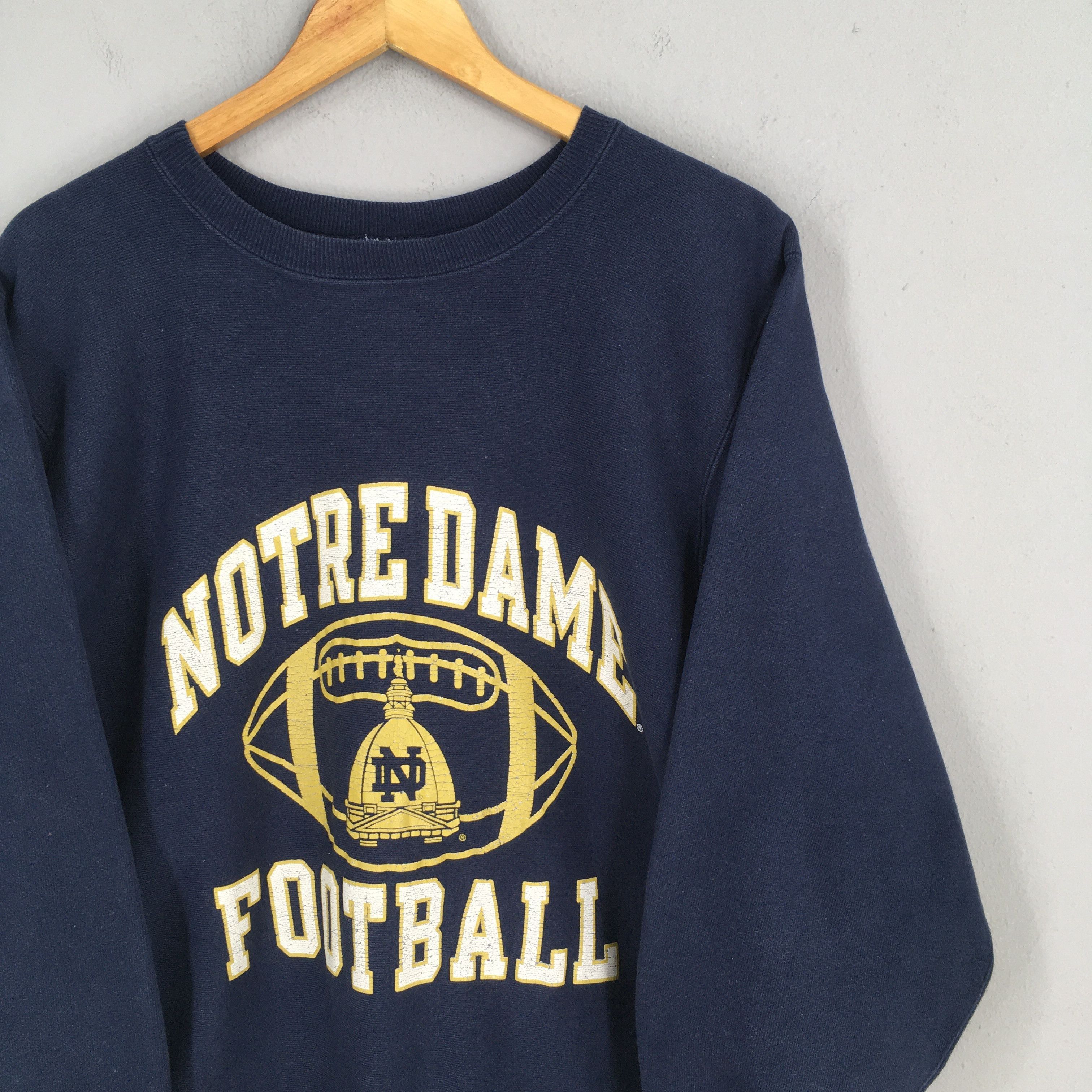 Other Vintage Champion Reverse Weave Notre Dame Sweatshirt Large Size US L / EU 52-54 / 3 - 2 Thumbnail