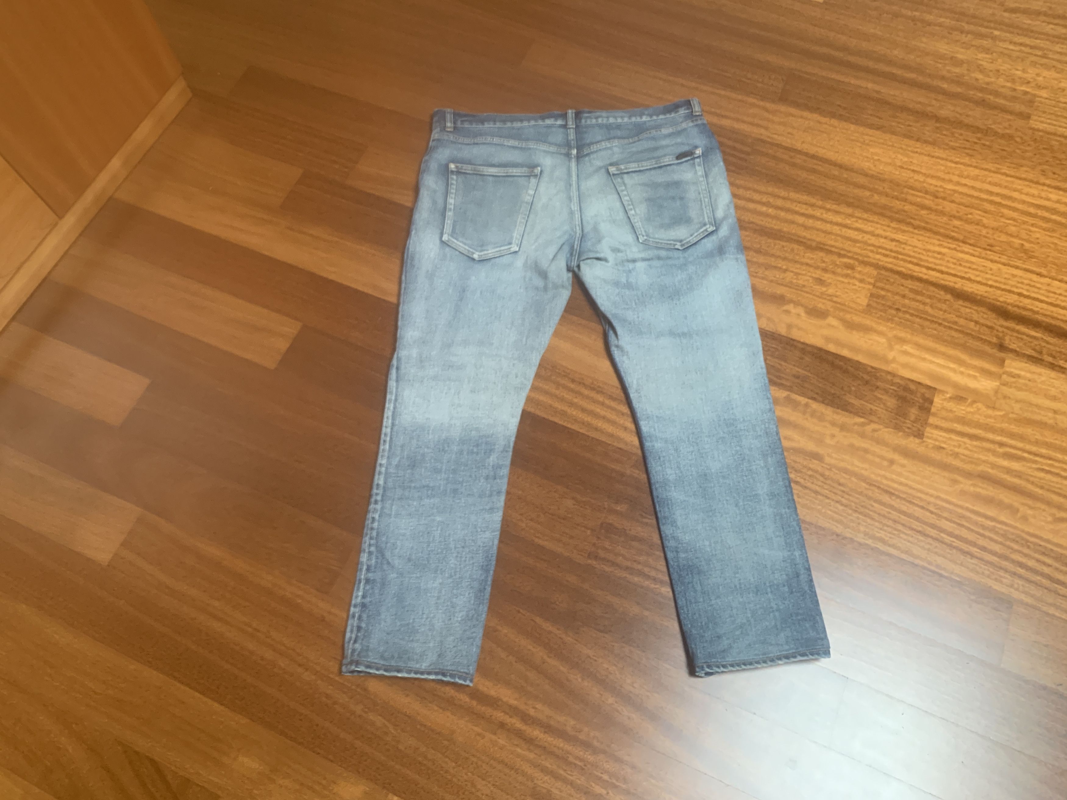 Saint Laurent Paris SAINT LAURENT PARIS D24 SKINNY JEANS IN WASHED BLUE DENIM Size US 34 / EU 50 - 10 Thumbnail