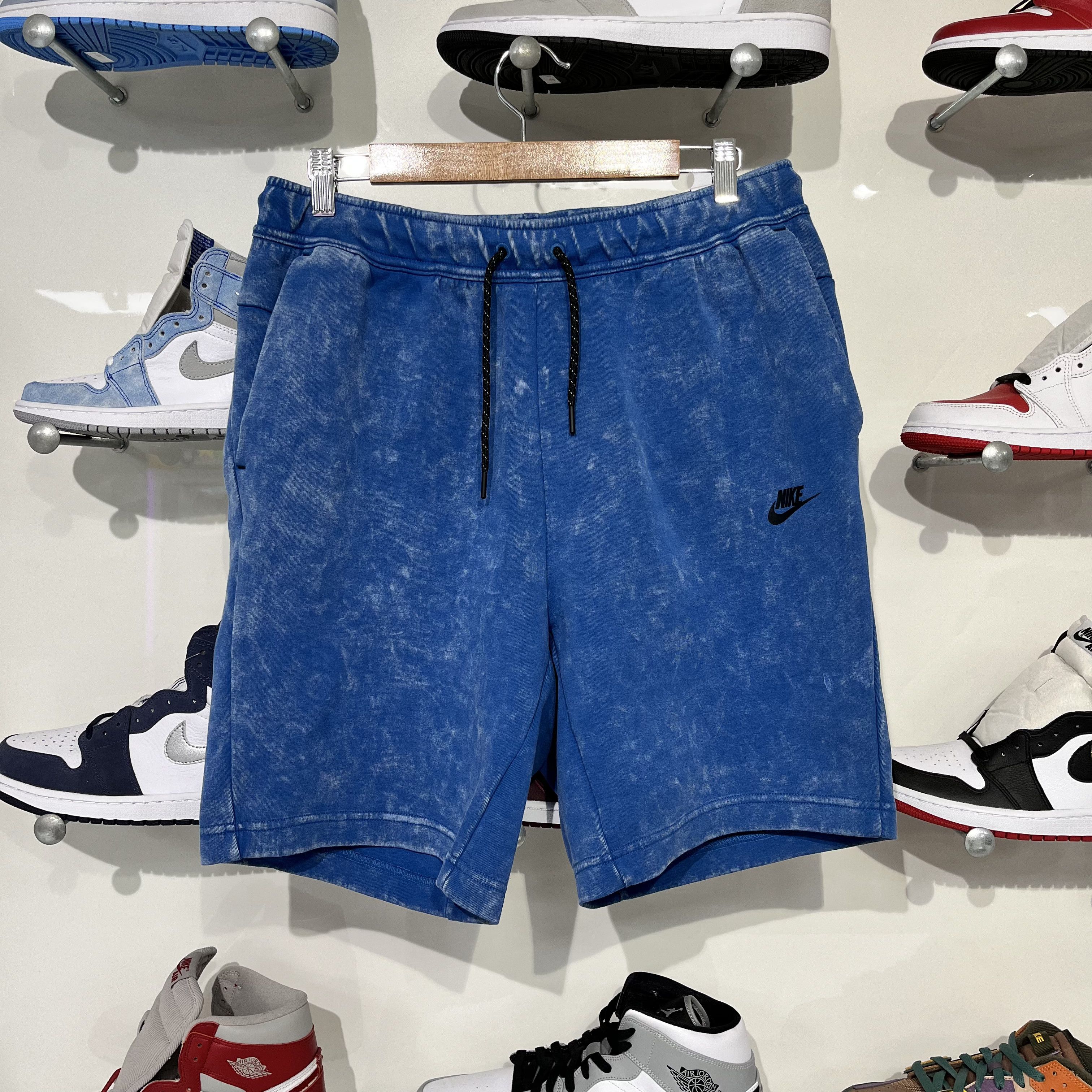 Nike Nike Tech Fleece Wash Shorts Dark Marina Blue/Black Size US 32 / EU 48 - 1 Thumbnail