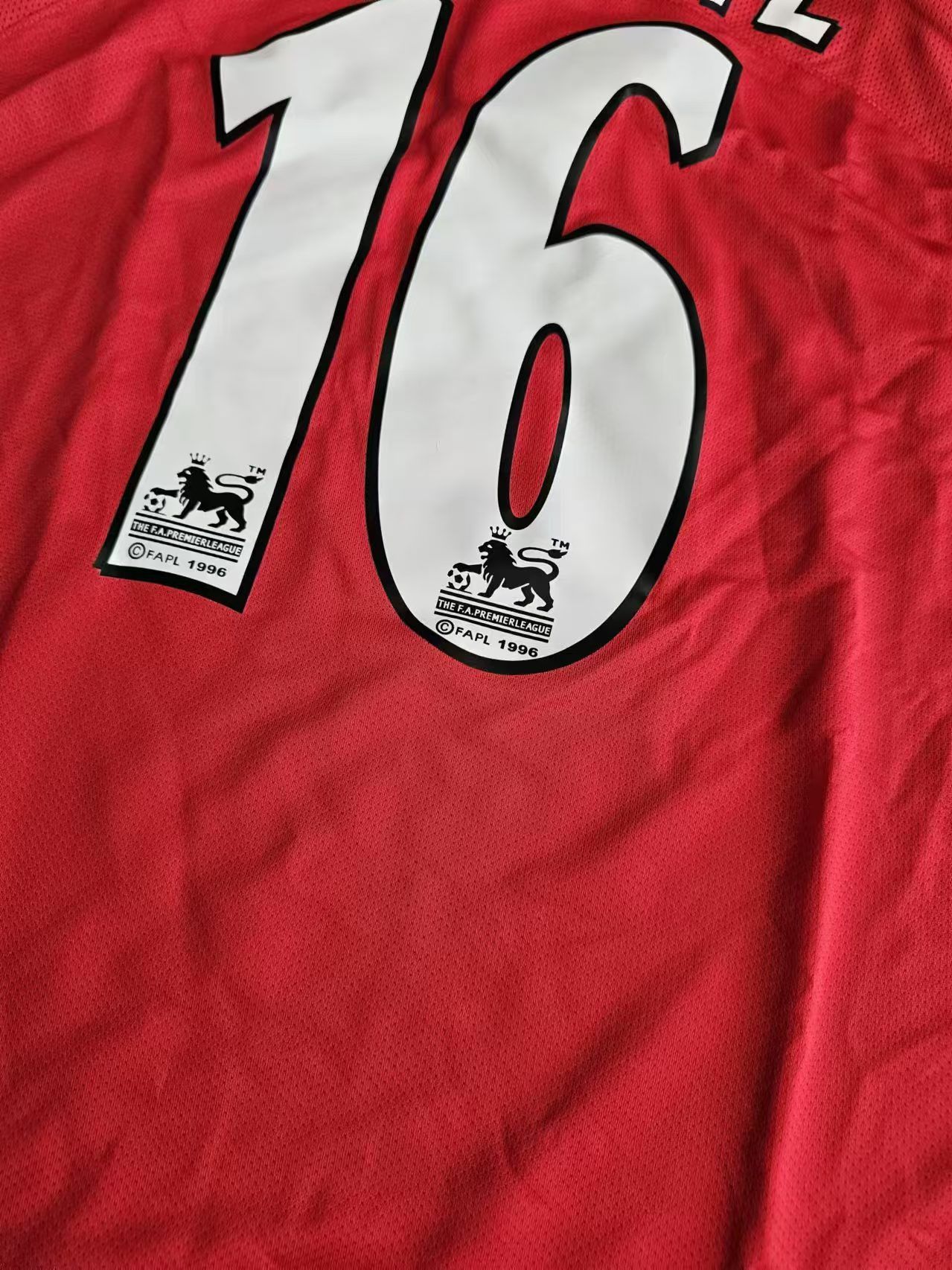Other 2002 2003 Manchester United #16 Roy Keane Jersey Size US XXL / EU 58 / 5 - 4 Thumbnail