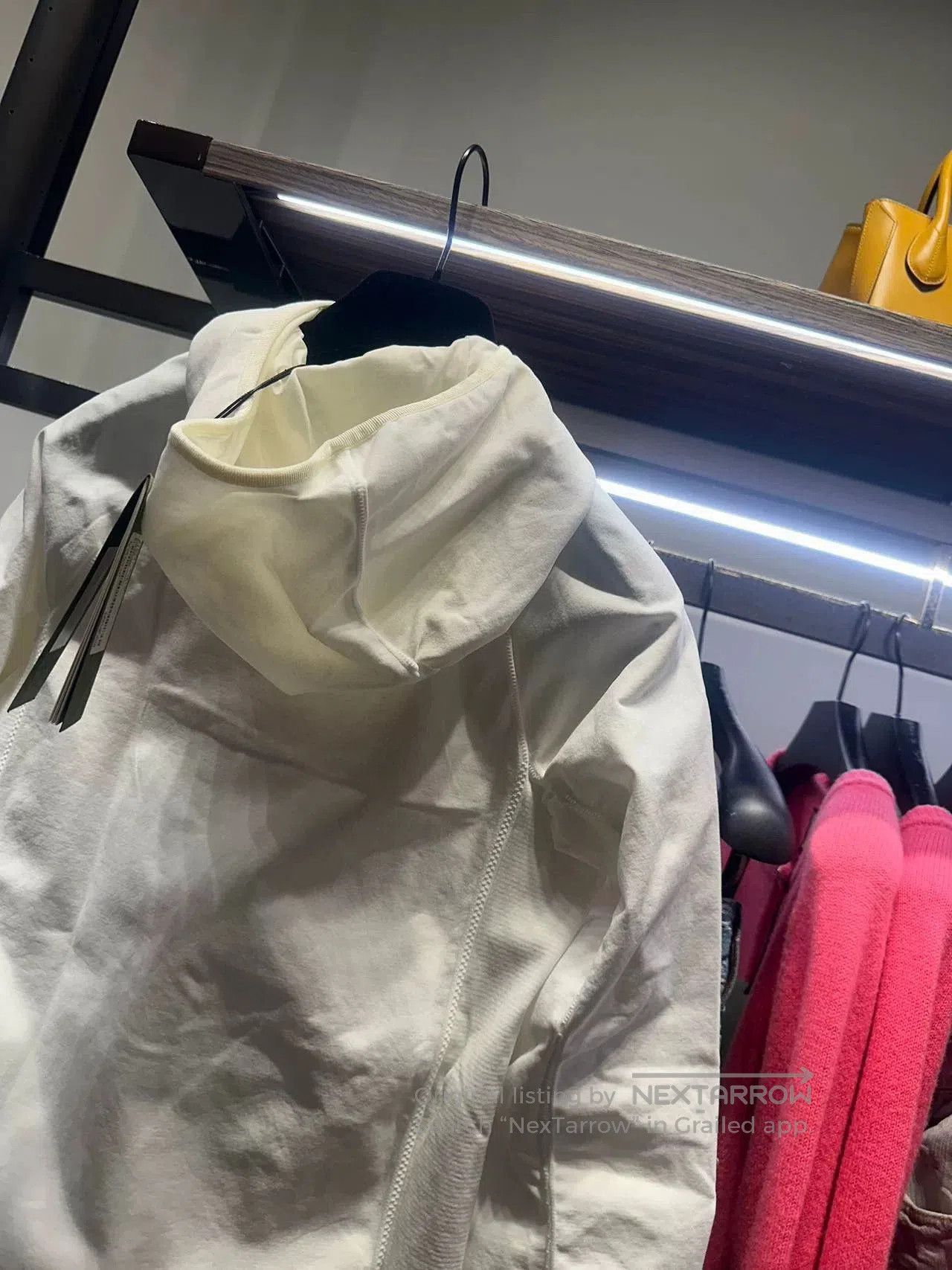 Gucci Gucci Women's White Zip Jacket. Size US L / EU 52-54 / 3 - 5 Thumbnail