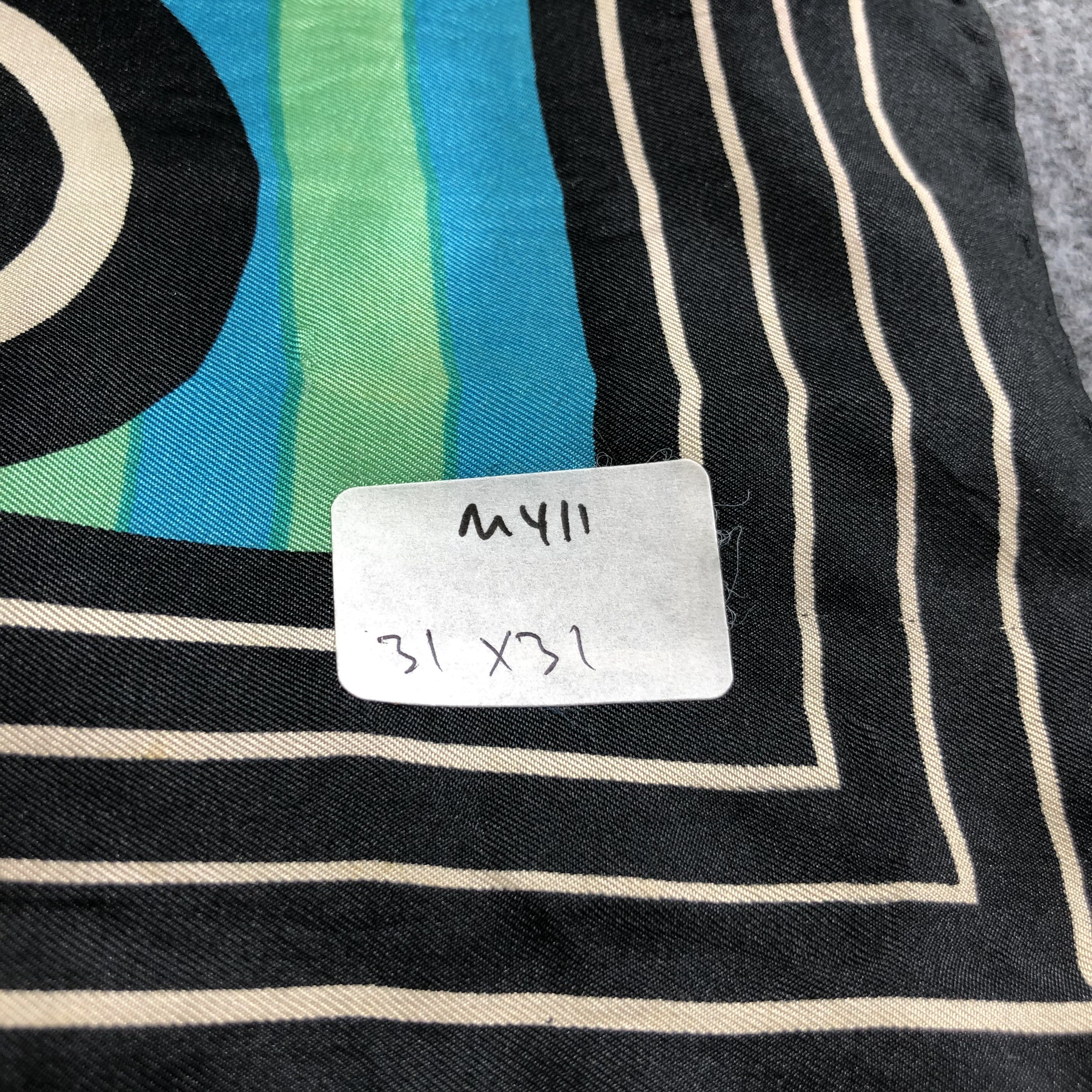 Vintage Vintage Luxury Design Hand Rolled Silk Scarf M411 Size ONE SIZE - 9 Thumbnail