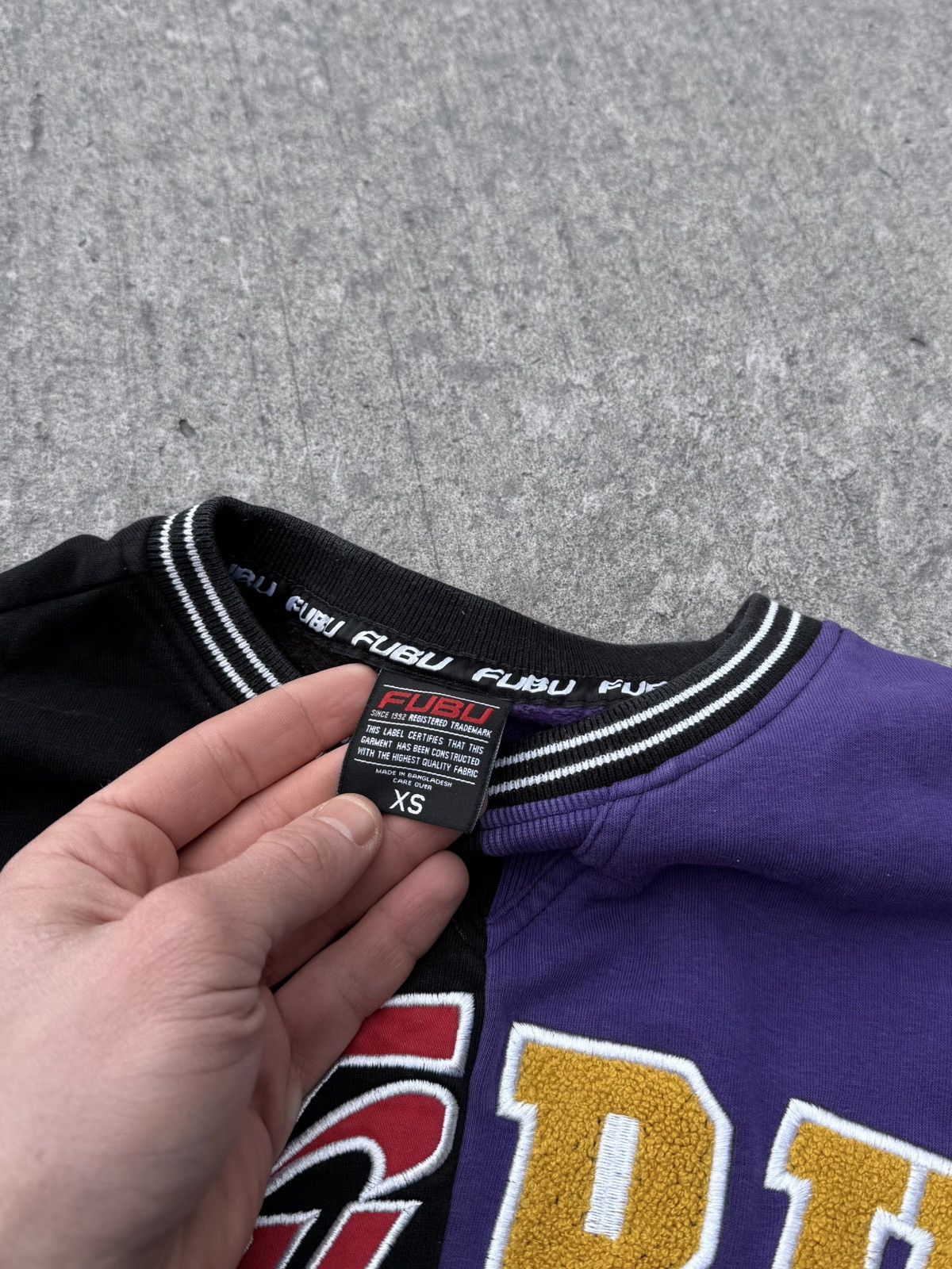 Fubu × Vintage Vintage FUBU Y2K avantgarde streetwear sweatshirt Size US XS / EU 42 / 0 - 7 Thumbnail