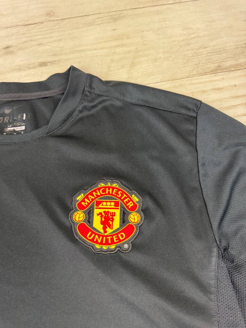Nike Nike MANCHESTER UNITED 2012 2013 TRAINING SHIRT Jersey Size US XL / EU 56 / 4 - 4 Thumbnail