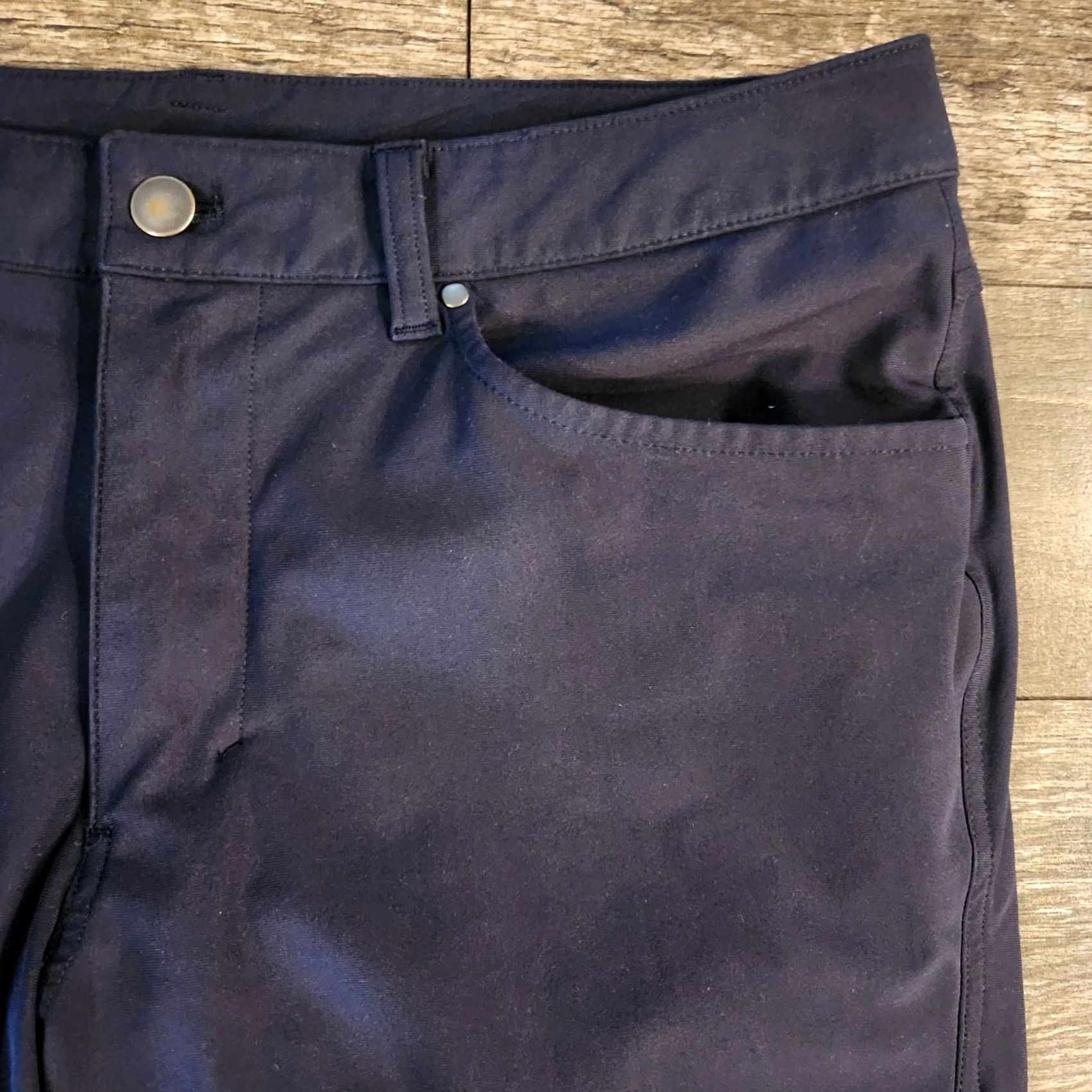 Lululemon Item Specifications: Age: 8 Size US 33 - 5 Thumbnail