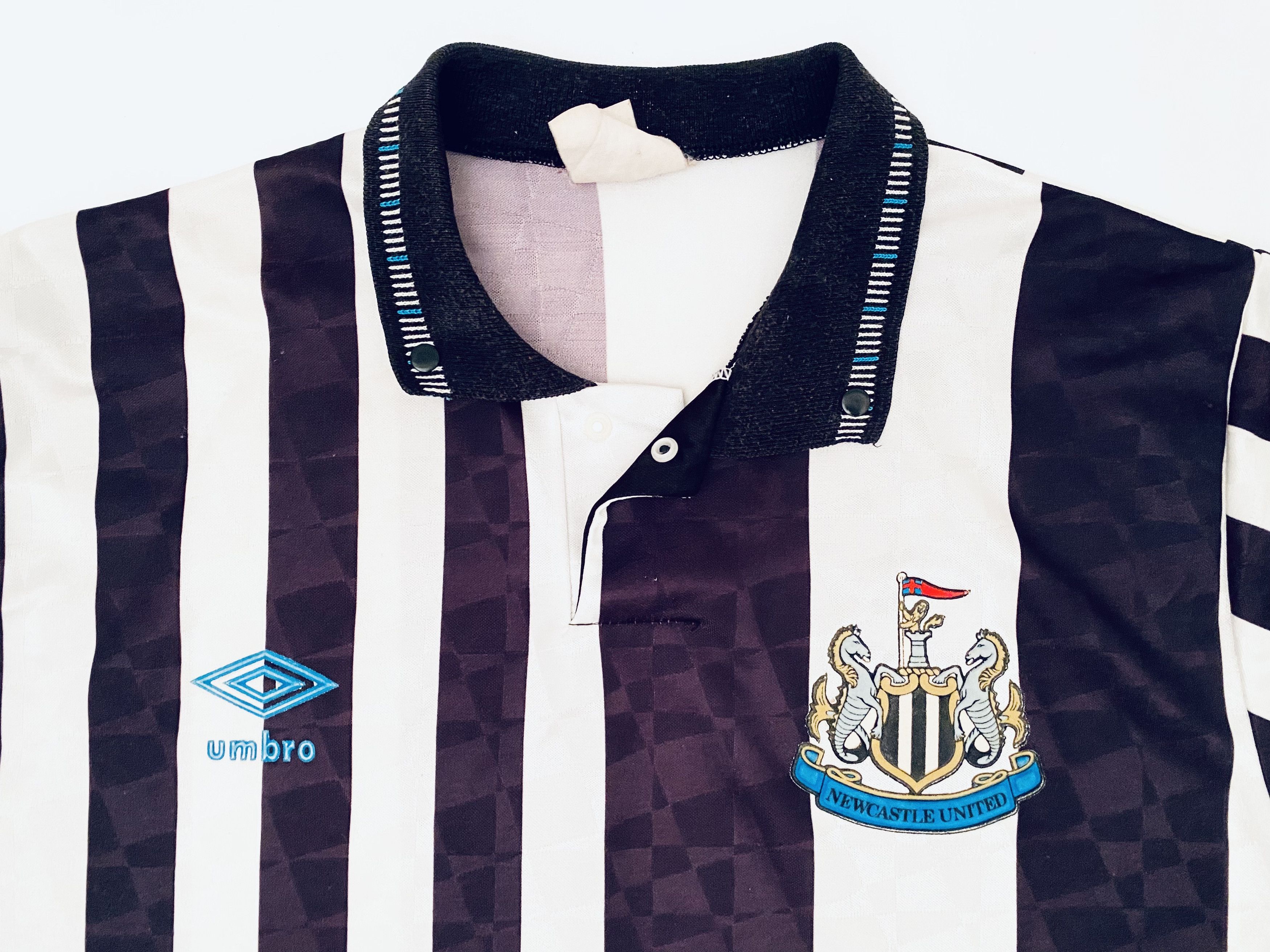 Umbro Newcastle United Home Football Shirt 1990 - 1991 - 1992 Size US XL / EU 56 / 4 - 5 Thumbnail