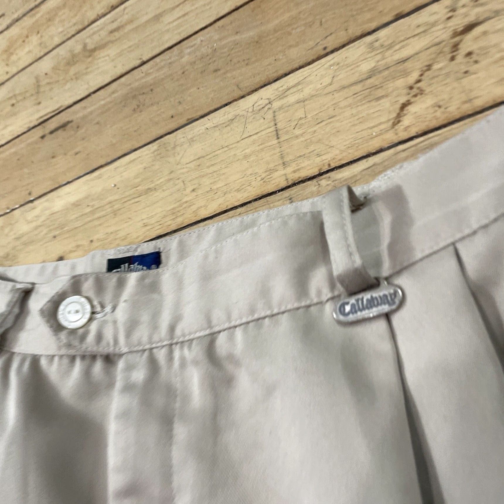 Callaway VINTAGE Callaway Pants Women 16 Khaki Pleated Wide-Leg 16 Beige Logo Metal 90s Mens Womens Girls Size 24" / US 00 / IT 34 - 4 Thumbnail
