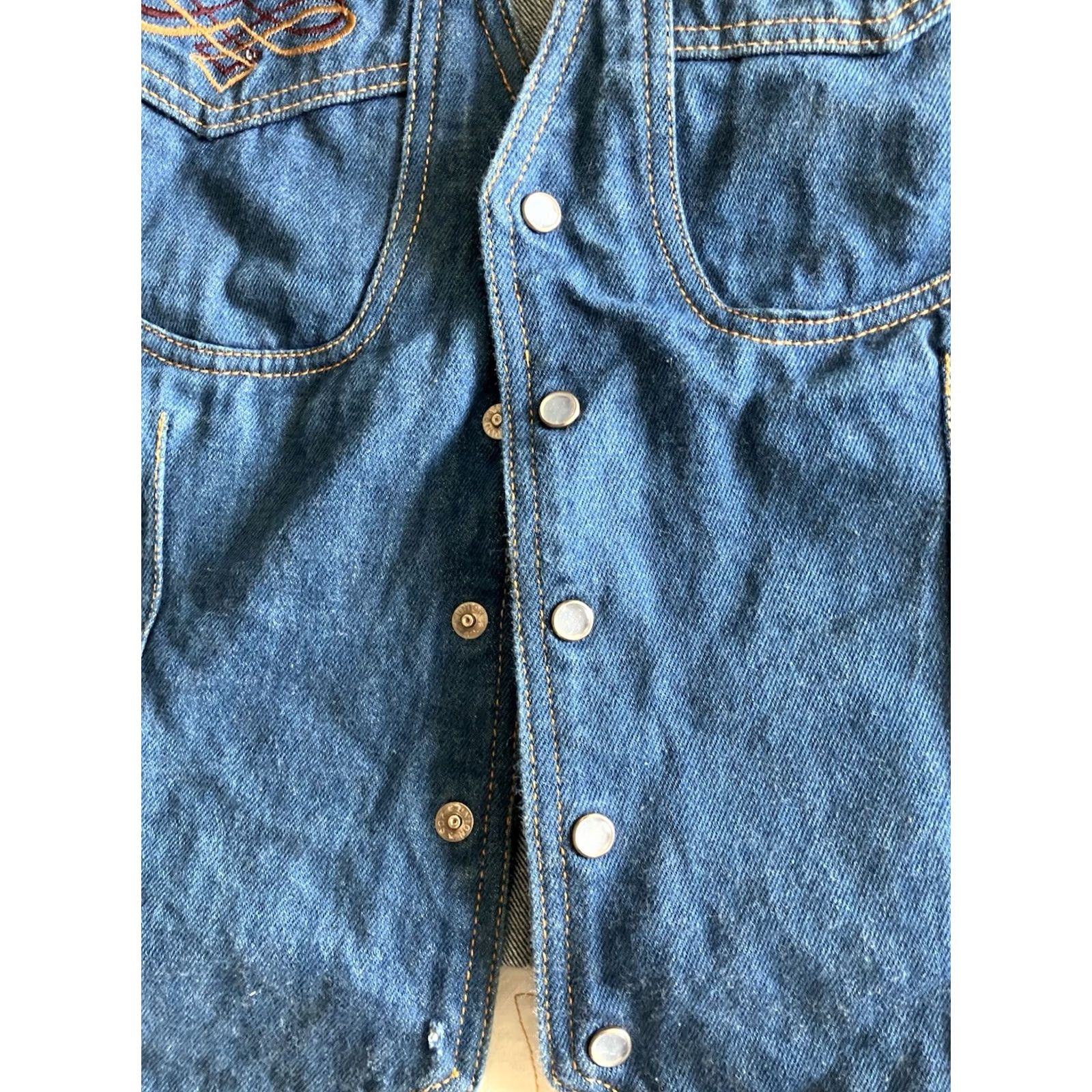 J Brand VINTAGE Brand Male Denim Jean Vest 70s 60s Pearl Snap Embroidered Blue Denim Medium Mens Vest Size US 31 - 3 Thumbnail