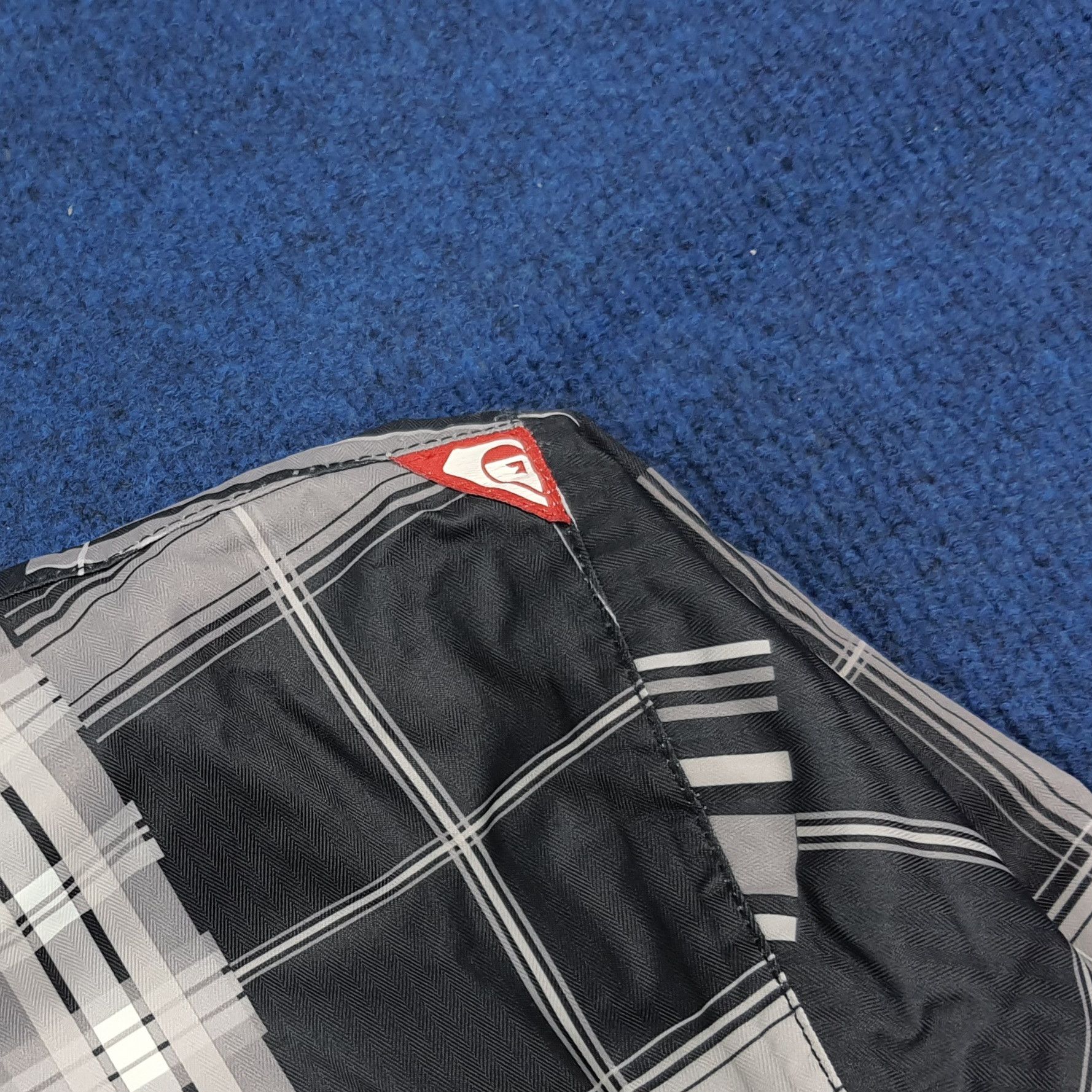 Quiksilver Vintage Quiksilver Snowboard Winter Technical Jacket C279N18 Size US L / EU 52-54 / 3 - 5 Thumbnail