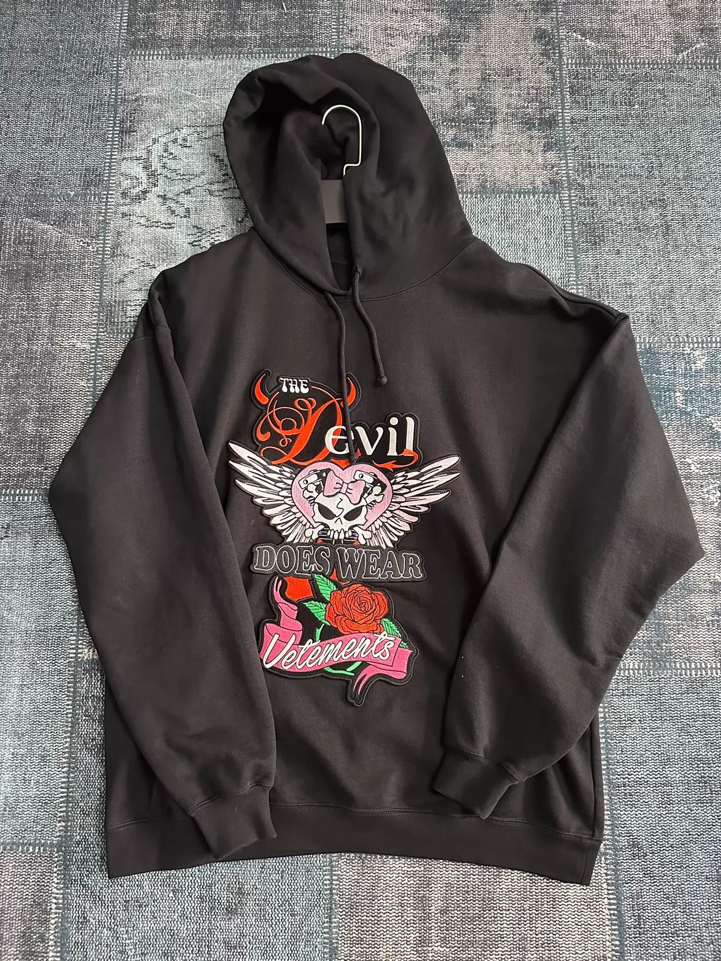 Vetements Vetements Peace Out Hoodie Big Applique Size XS Size US XS / EU 42 / 0 - 1 Thumbnail