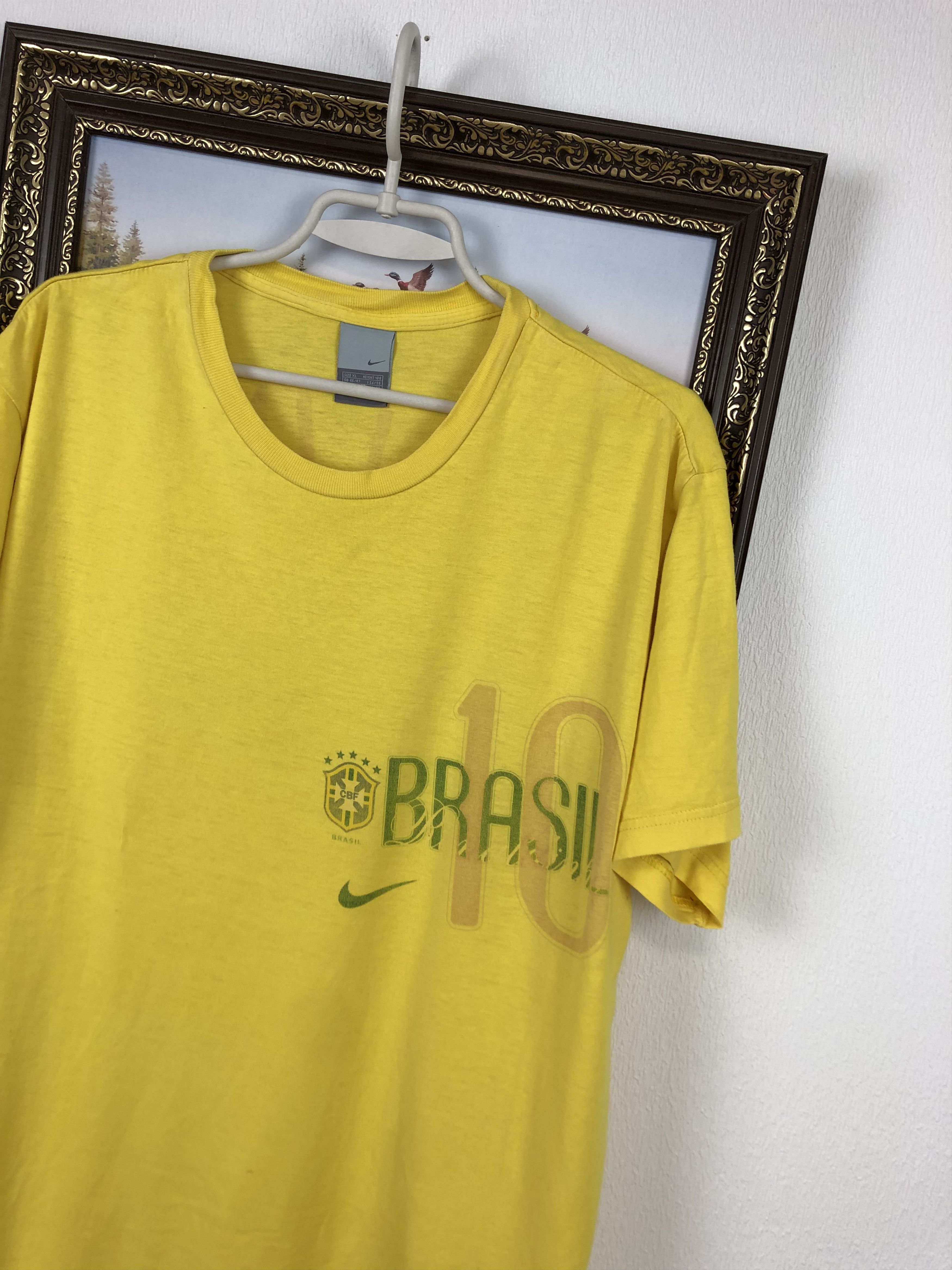 Nike Vintage Brazil Train Football Shirt #10 Ronaldinho Rare Size US XL / EU 56 / 4 - 4 Thumbnail