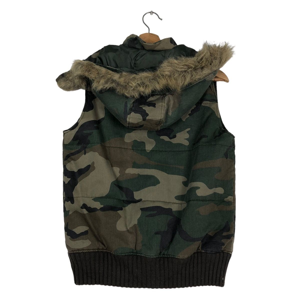 Japanese Brand 🔥BIKER PARACHUTE BONDAGE DESIGN TANK TOP MILITARY CAMO Size US L / EU 52-54 / 3 - 8 Thumbnail
