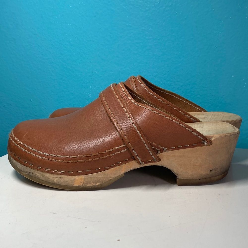 Aero Leathers Gevavi Wood & Leather Clogs Size 39- 8.5 US Size US 8.5 / IT 38.5 - 1 Thumbnail
