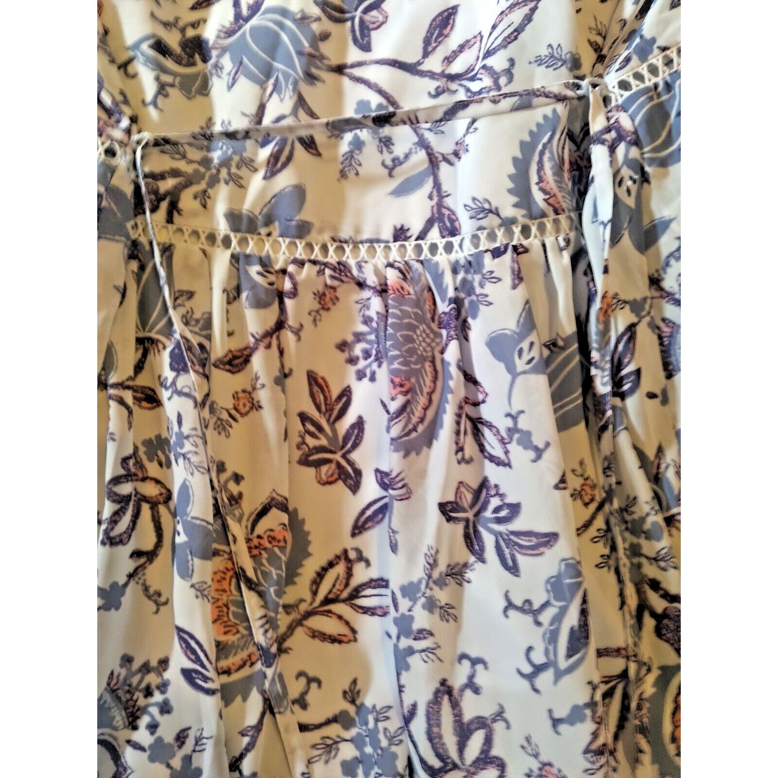 The Unbranded Brand Motherhood Maternity Floral Lavender Grey Camisole Blouse SM Size S / US 4 / IT 40 - 8 Thumbnail