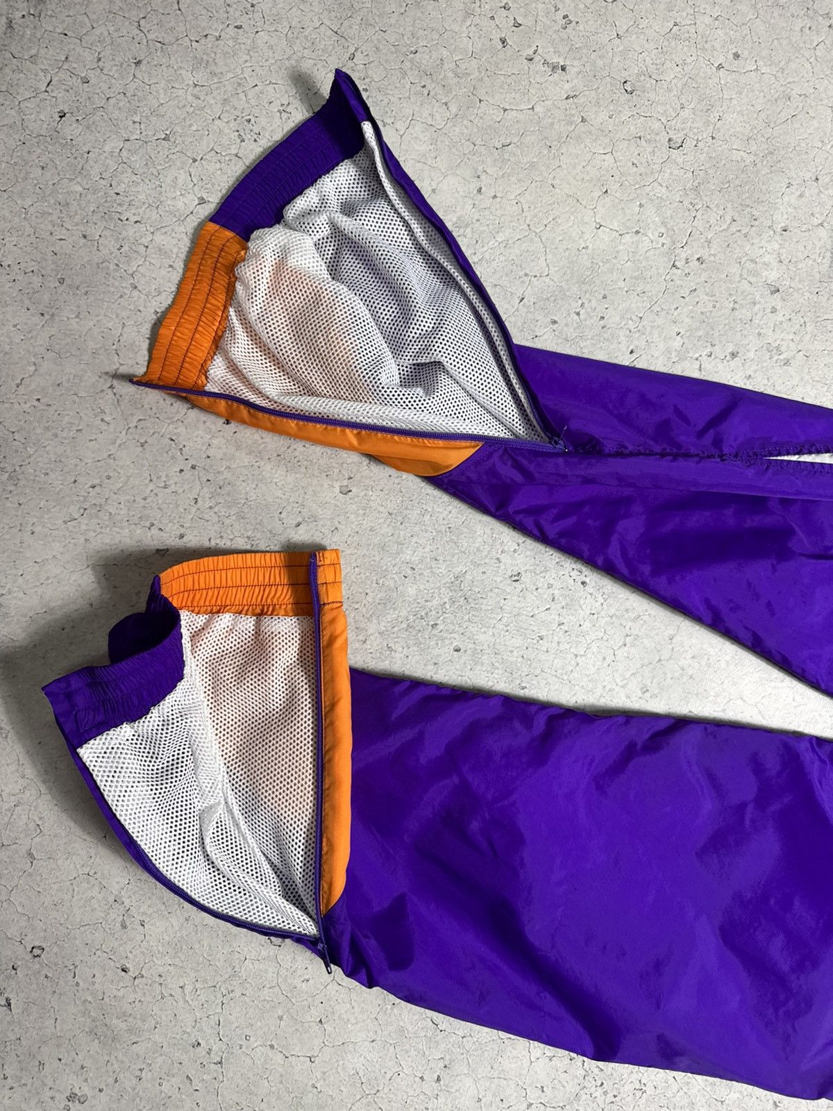 Nike Nike Vintage 80-90’s Nylon Track Suit Jacket & Pants Swoosh Size US S / EU 44-46 / 1 - 13 Thumbnail