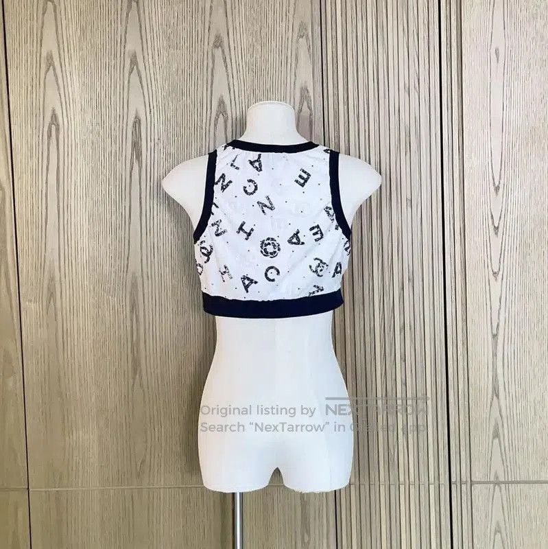 Chanel Chanel White Sequin Sleeveless Cropped Top . Size XS / US 0-2 / IT 36-38 - 2 Thumbnail