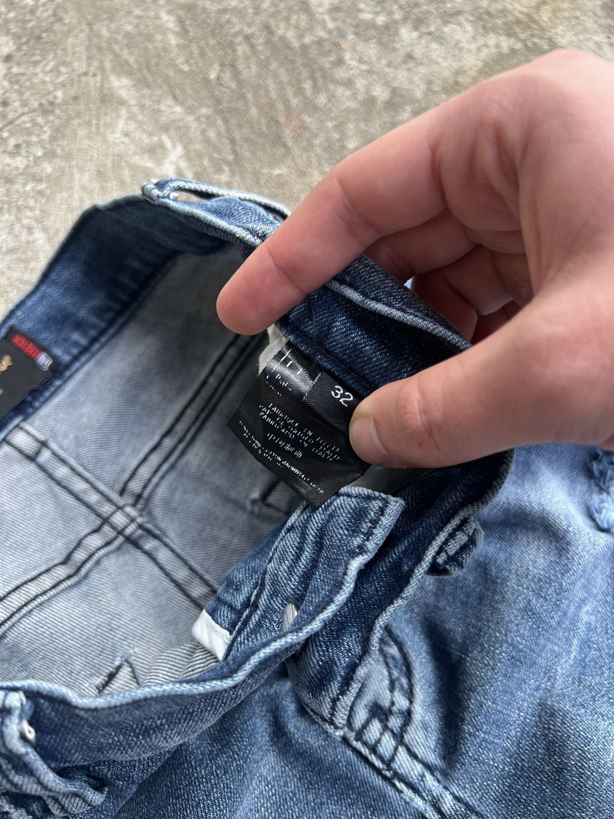 Dolce & Gabbana Crazy Vintage Dolce&Gabbana Big Metal Logo Distressed Jeans Size US 31 - 11 Thumbnail