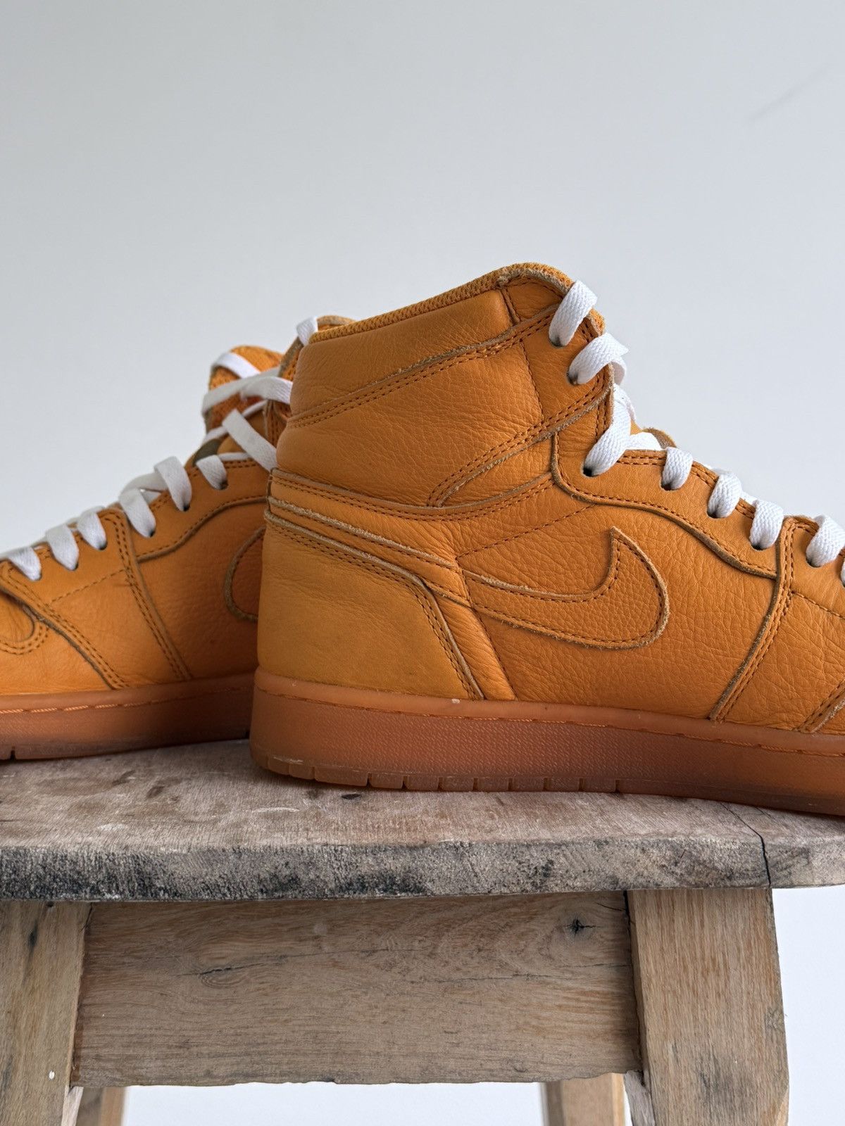 Gatorade × Jordan Brand Jordan 1 Retro High Gatorade Orange Peel Sneakers Size US 10 / EU 43 - 6 Thumbnail