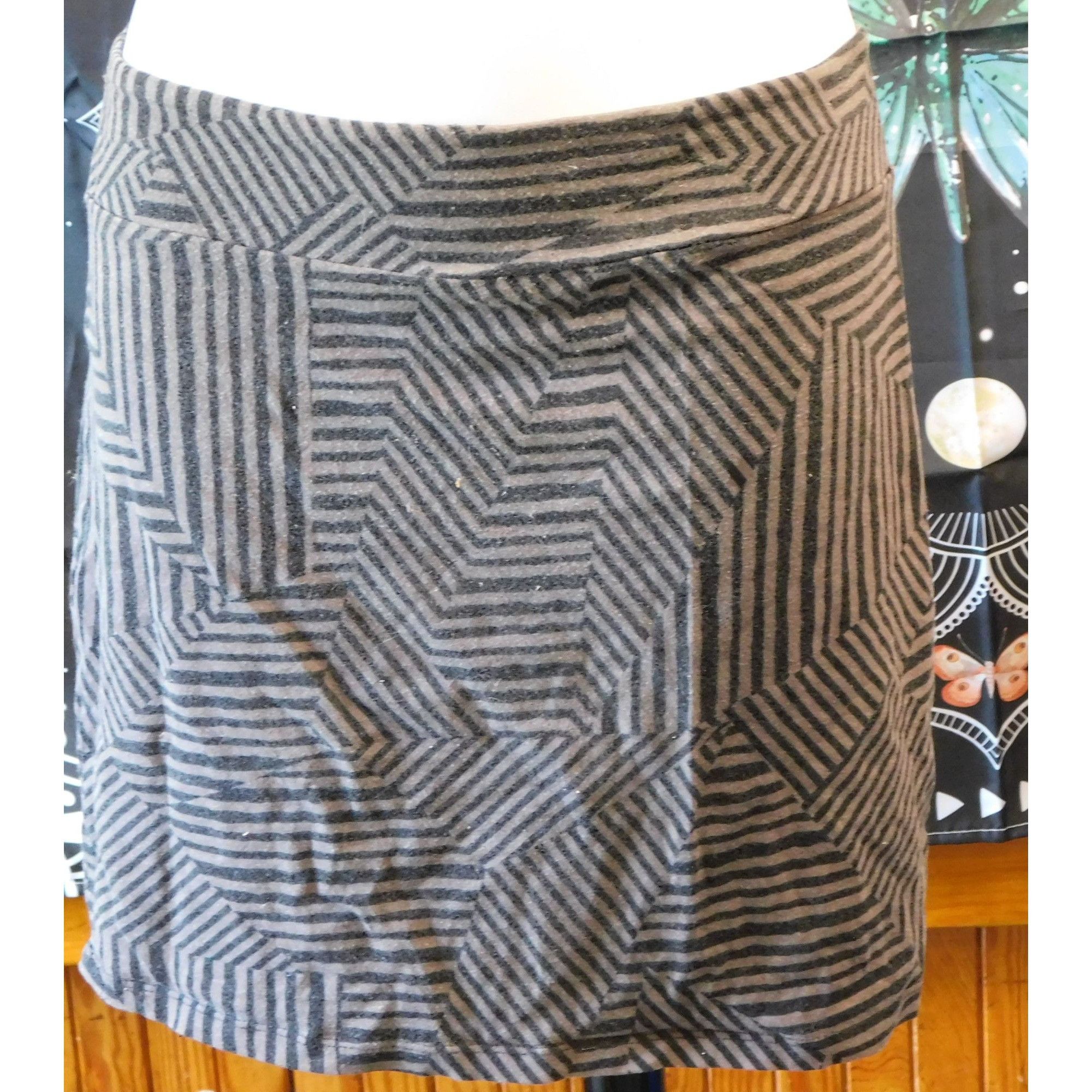 Other Xhilaration Gothic Black And Grey Geometric Mini Skirt Size 30" / US 8 / IT 44 - 1 Thumbnail