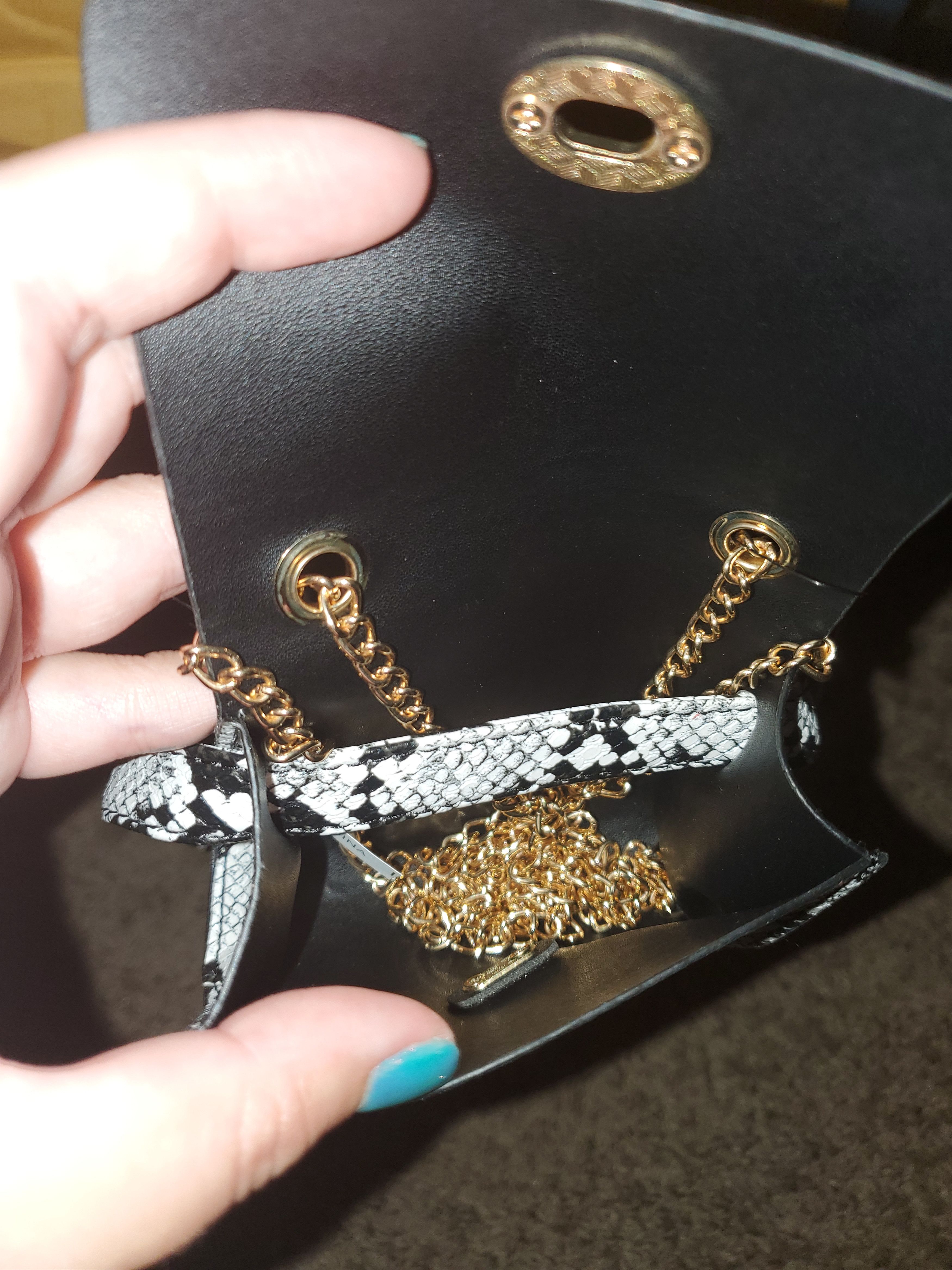 Other *NWOT* B + W Faux Snake Skin Mini Belt Bag/Shoulder Bag Size ONE SIZE - 5 Thumbnail