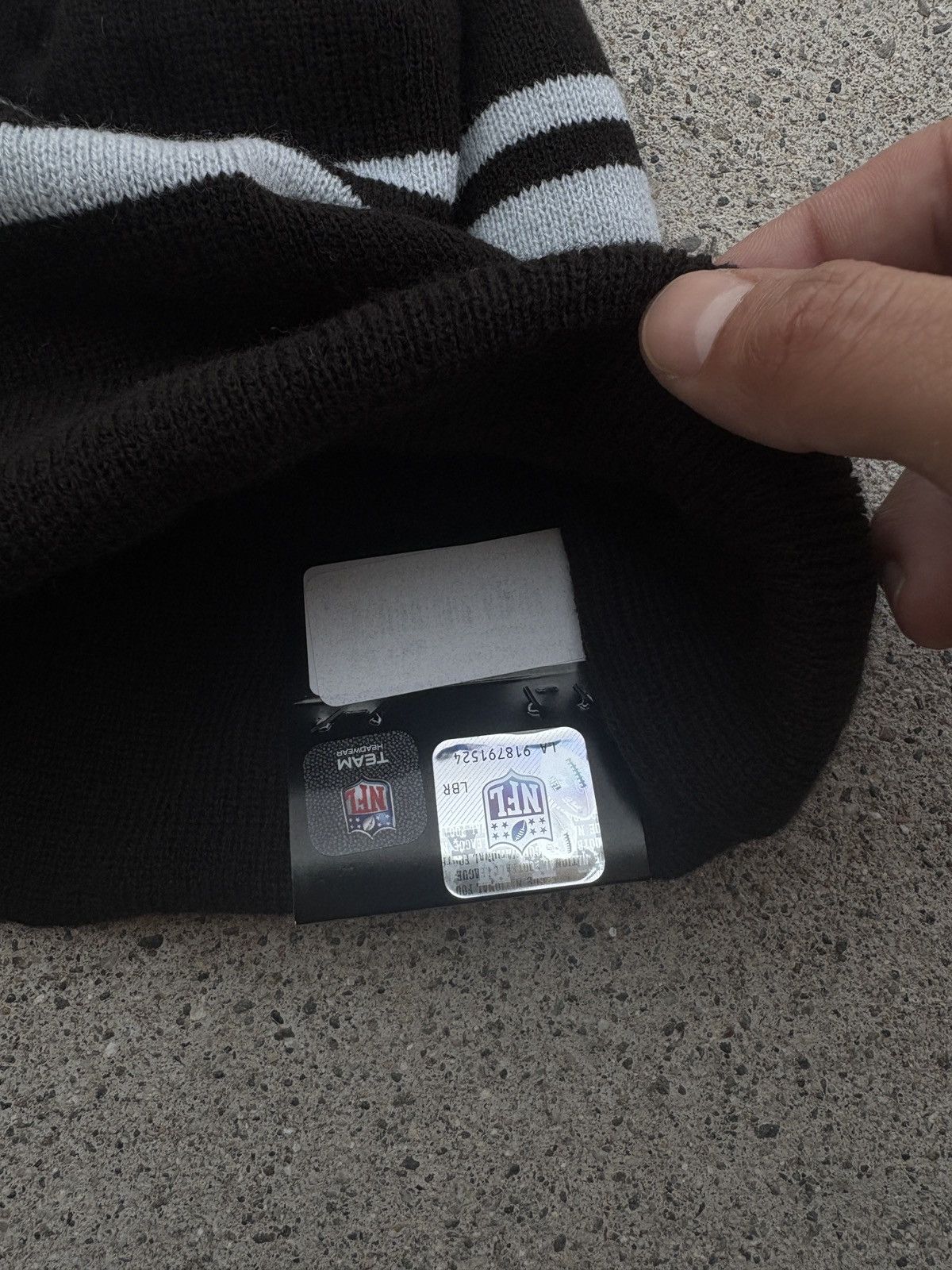 NFL × New Era DS New Era X NFL Las Vegas Raiders Black Snow Knitted Beanie Size ONE SIZE - 5 Thumbnail