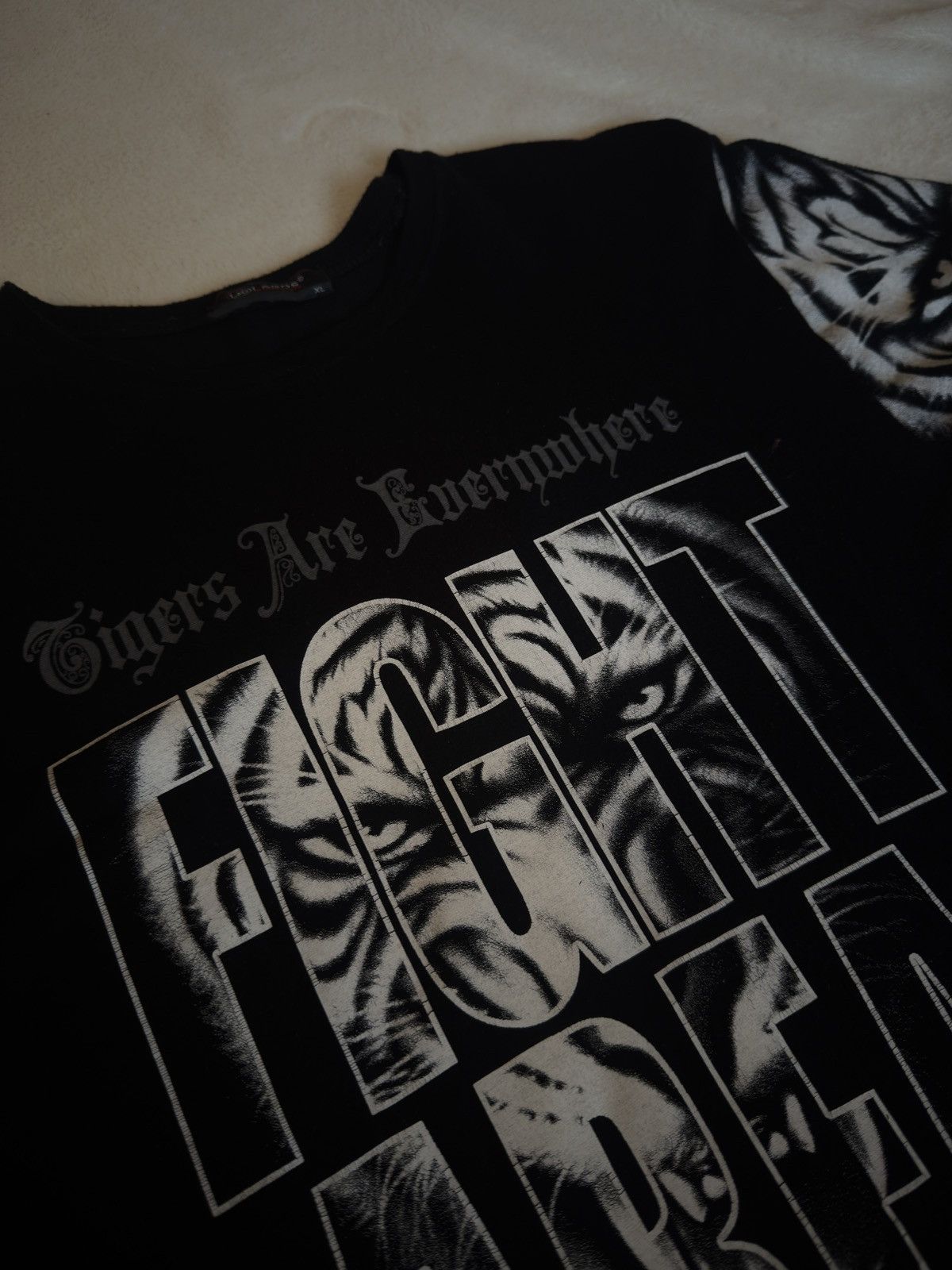 Other Black T-shirt with design Size US L / EU 52-54 / 3 - 2 Thumbnail