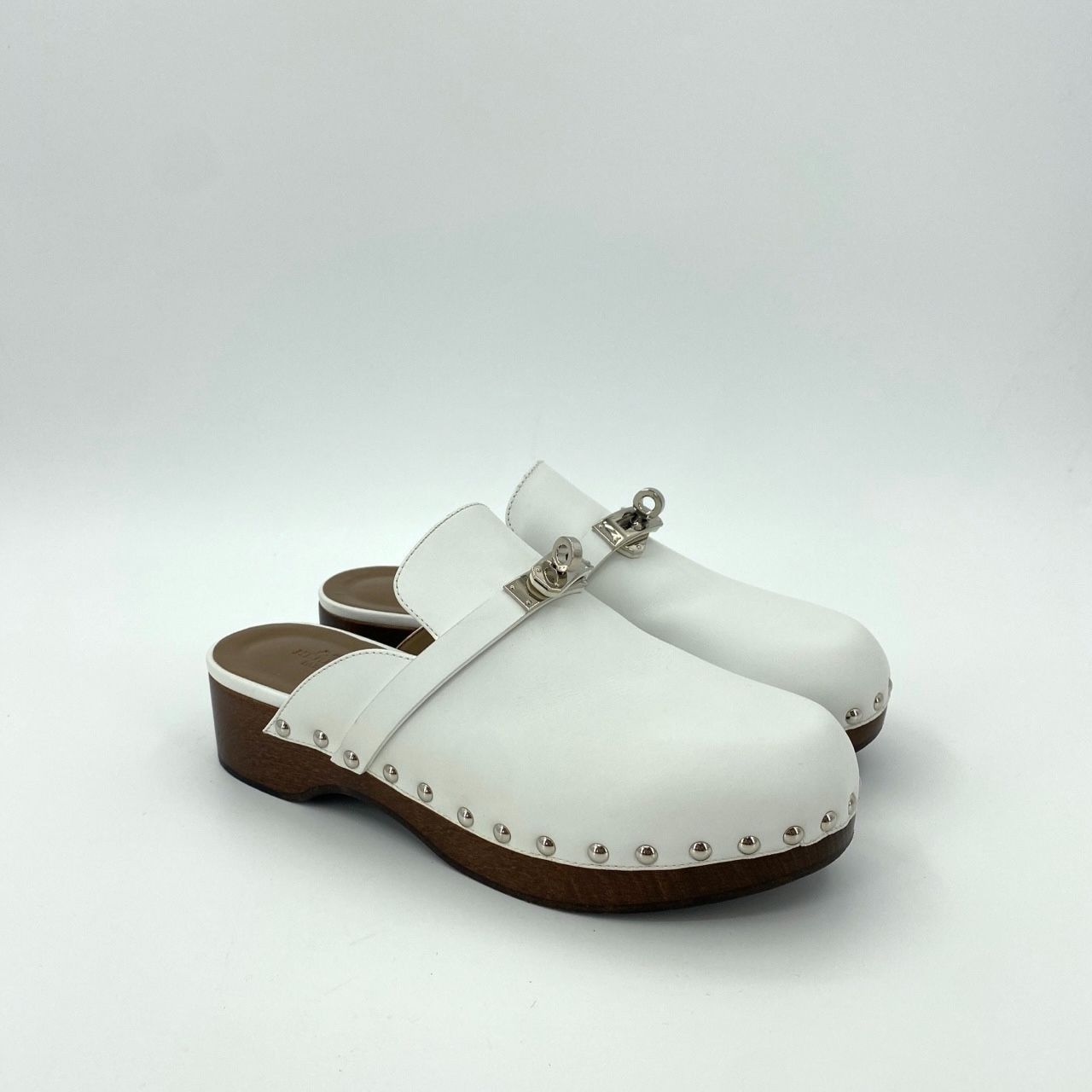 Hermes Hermès Womens White Leather Riveted Clogs Size 36 Made In It Size US 6 / IT 36 - 7 Thumbnail
