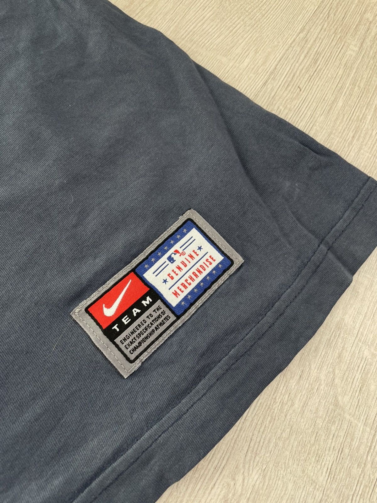 Nike × Vintage Vintage Nike Team MLB Mariners Baseball S T-shirt Y2k Size US L / EU 52-54 / 3 - 7 Thumbnail