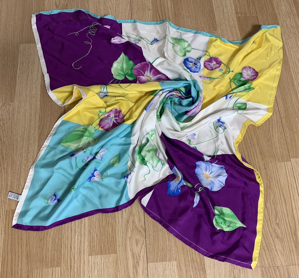 Patek Philippe Petek Philippe flower silk scarf Size ONE SIZE - 6 Thumbnail