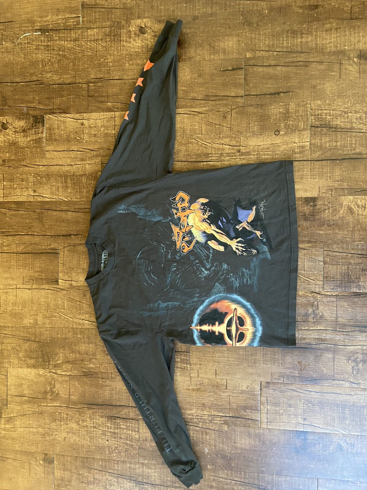 Travis Scott × Vintage Travis Scott Utopia Circus Maximus Tour Long T-Shirt XL Size US XL / EU 56 / 4 - 1 Thumbnail