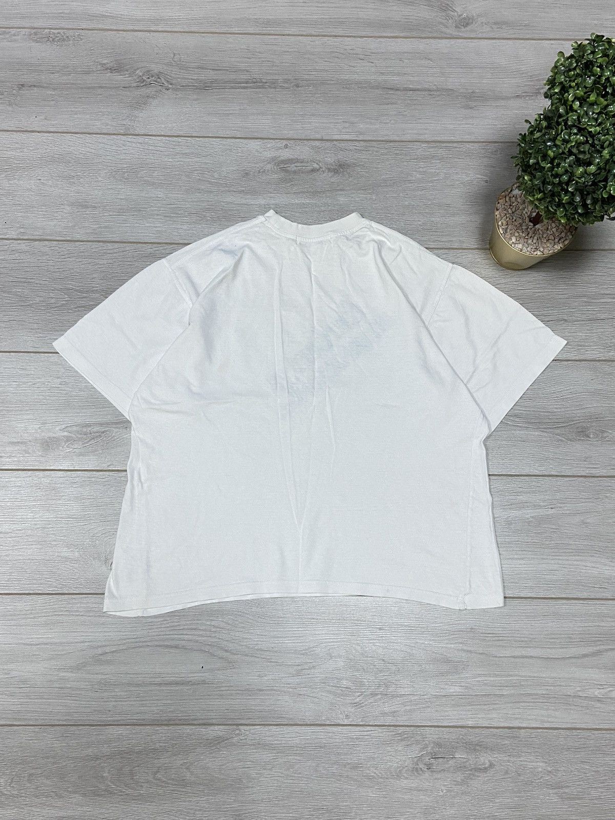 Burberry Burberry international vintage big logo t-shirt Size US M / EU 48-50 / 2 - 12 Thumbnail