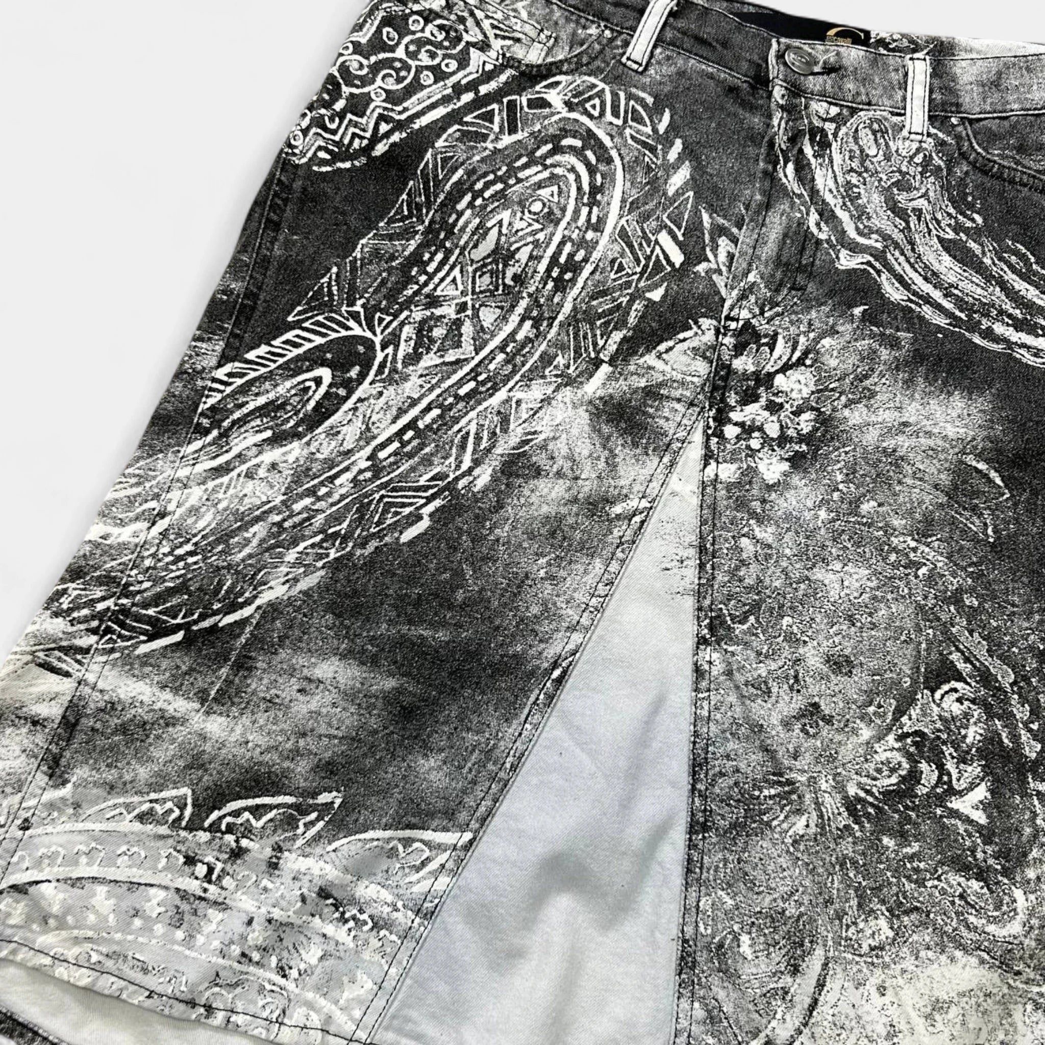 Just Cavalli Just Cavalli 2000s Bandana Print Black and White Mid-Length Size 30" / US 8 / IT 44 - 2 Thumbnail