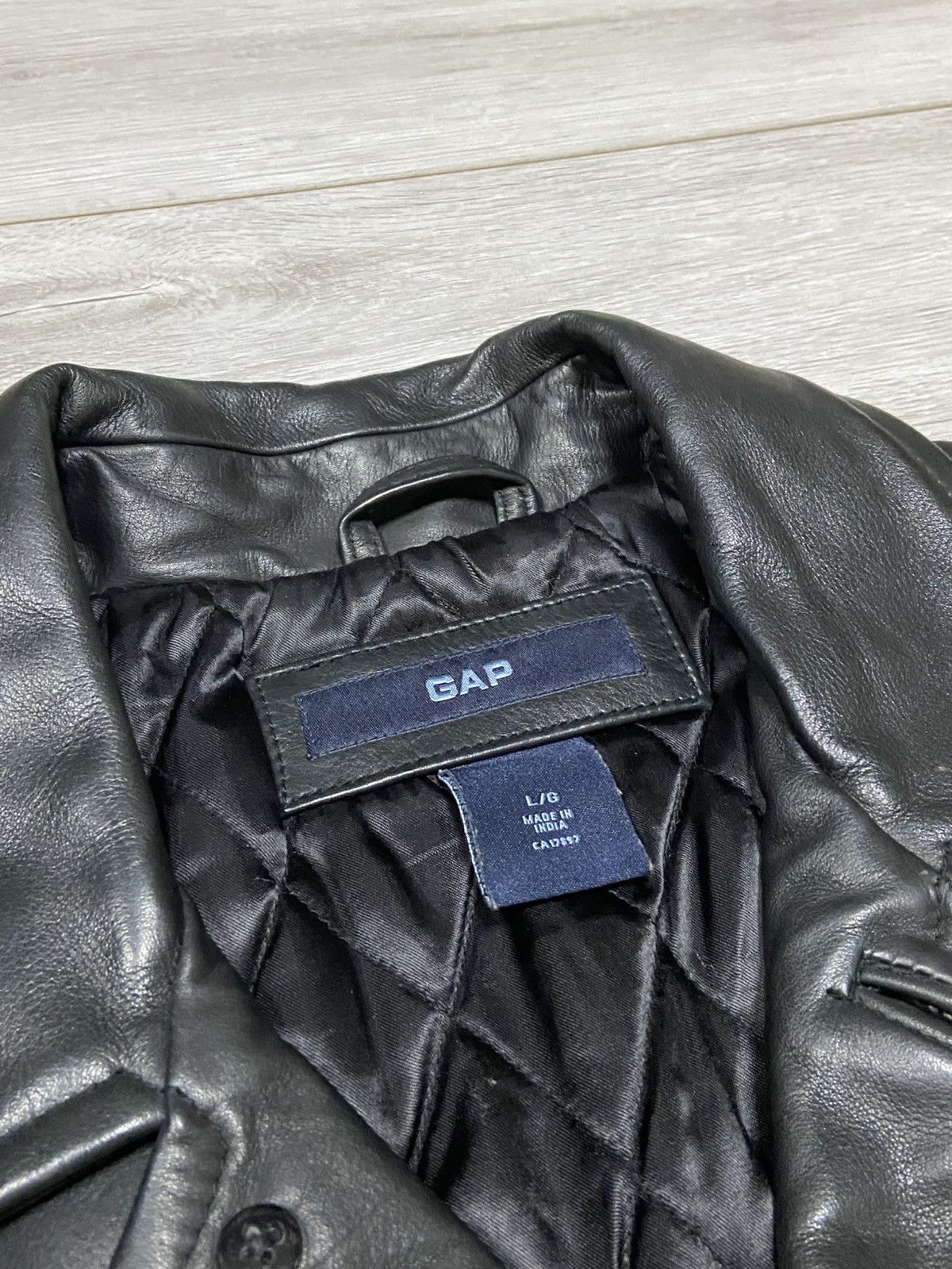 GAP vintage leather jacket zip up