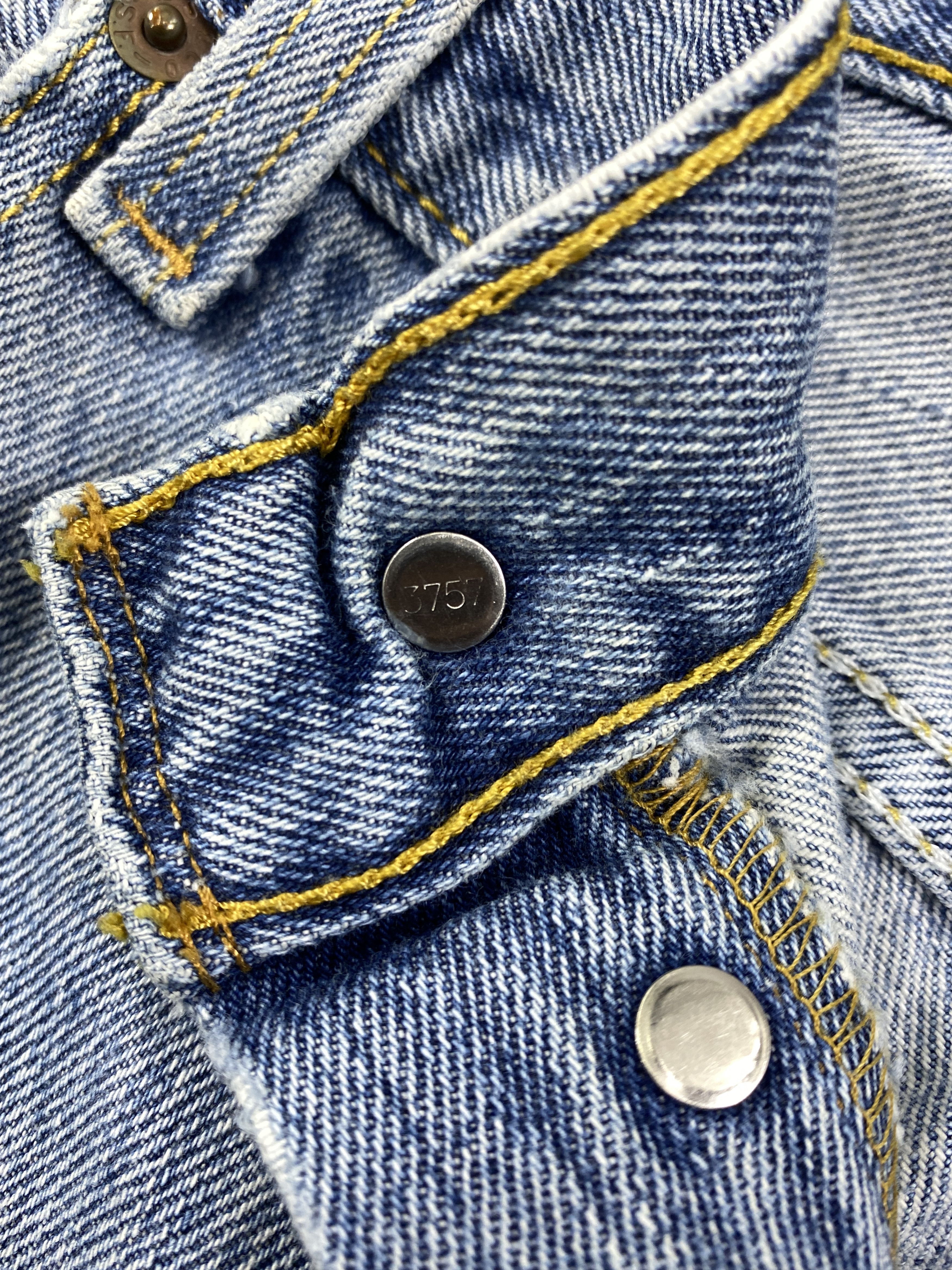 Levi's Mid Blue Vintage Levi's 501 Jeans 35x31.5 Denim -JN1658 Size US 35 - 7 Thumbnail
