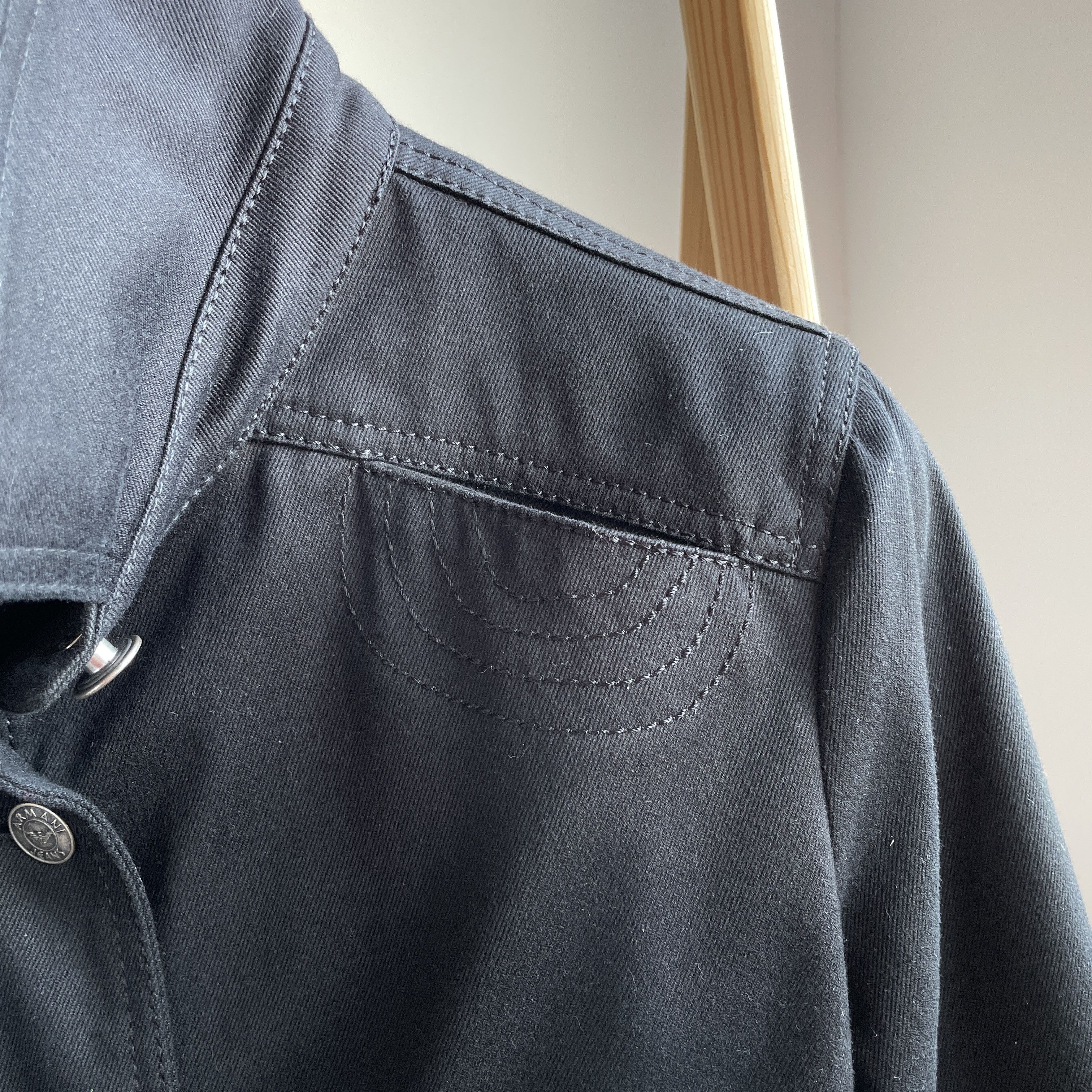 Armani Armani Jeans Vintage 00's Womens Cropped Fitted Jacket Size XL / US 12-14 / IT 48-50 - 4 Thumbnail