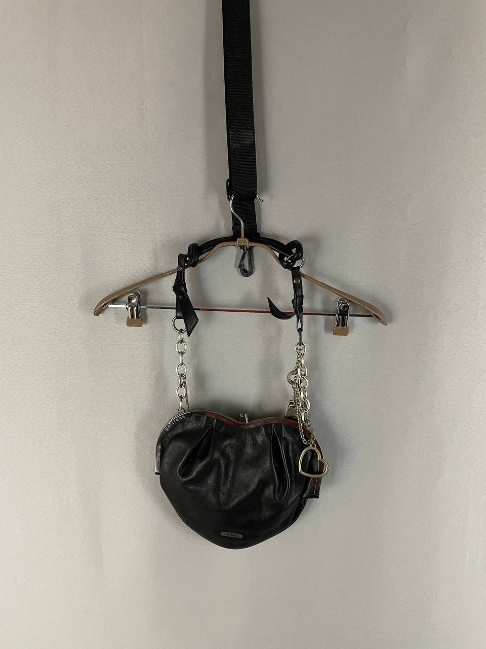 John Galliano John Galliano Leather Bag Heart 🖤 Rare Size ONE SIZE - 2 Thumbnail