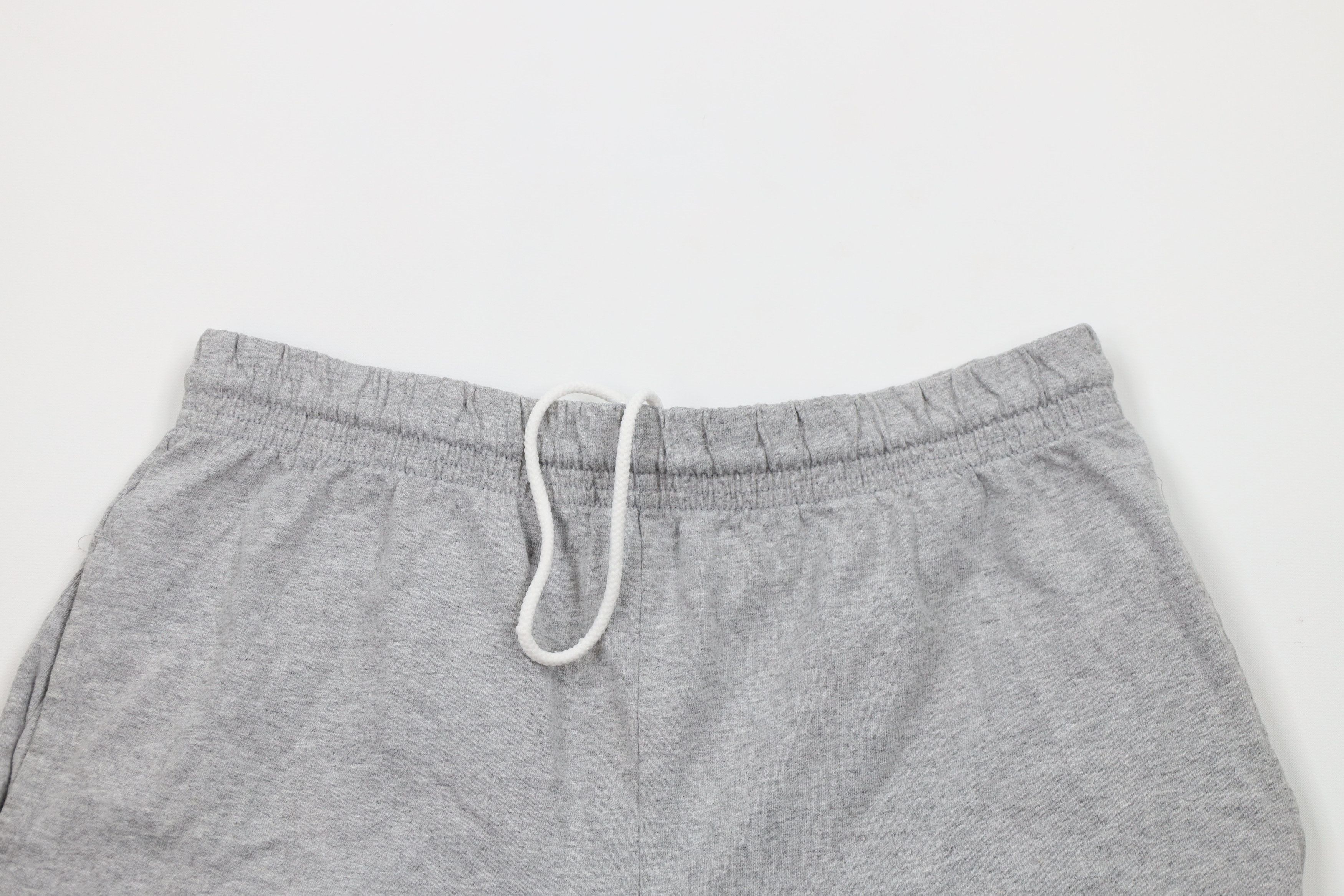 Vintage Vintage 90s Streetwear Above Knee Cotton Shorts Heather Gray Size US 32 / EU 48 - 2 Thumbnail