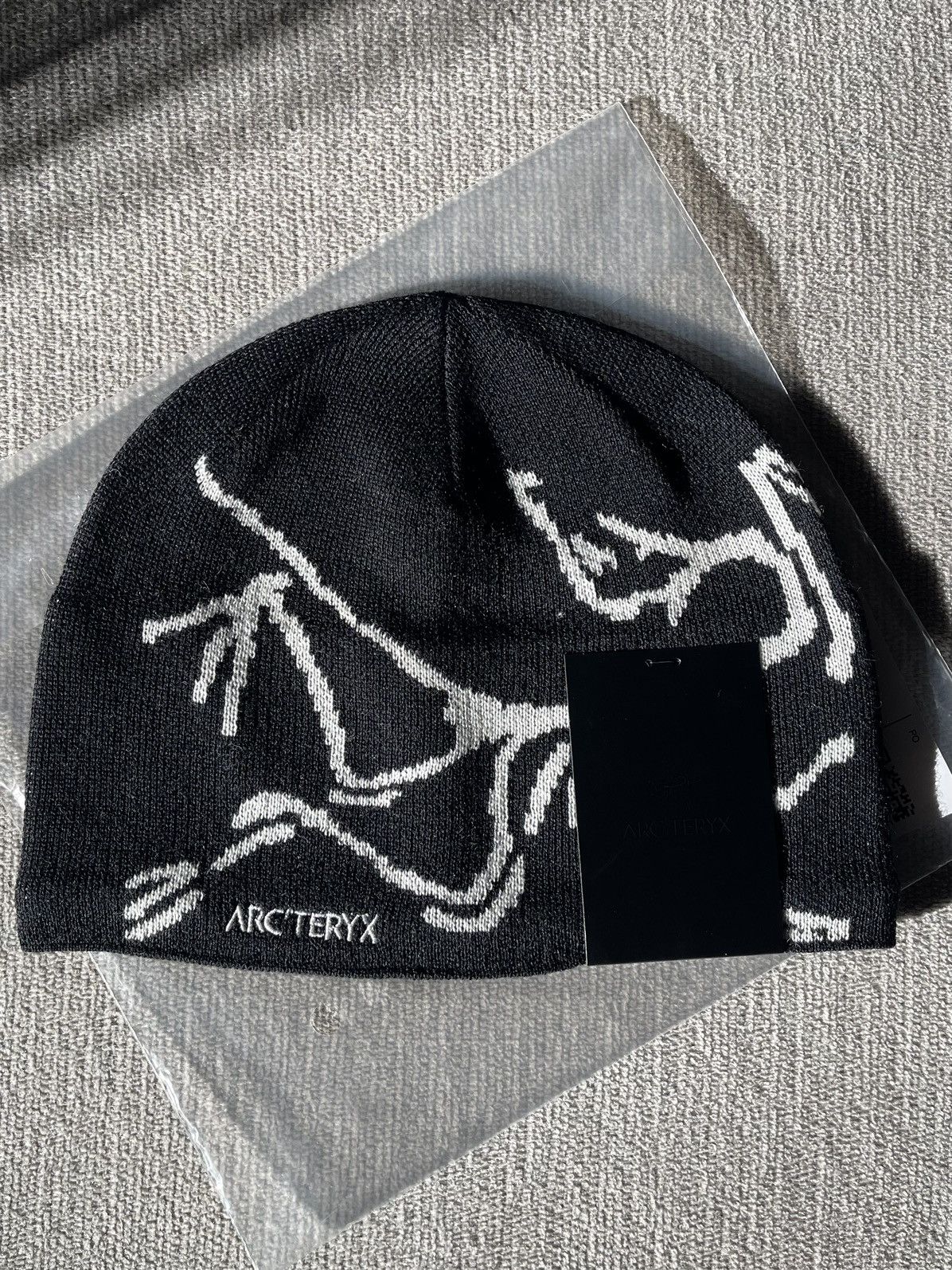 Arc'teryx × Streetwear Arcteryx Bird Head Toque Orca Black/White | Grailed