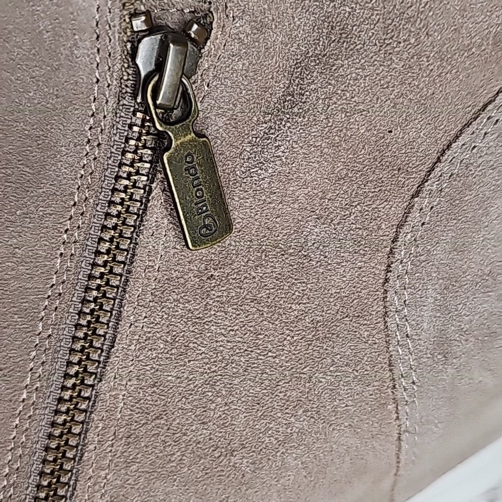 Blondo Blondo Giselle taupe waterproof zip up suede ankle boots 9 Size US 9 / IT 39 - 5 Thumbnail
