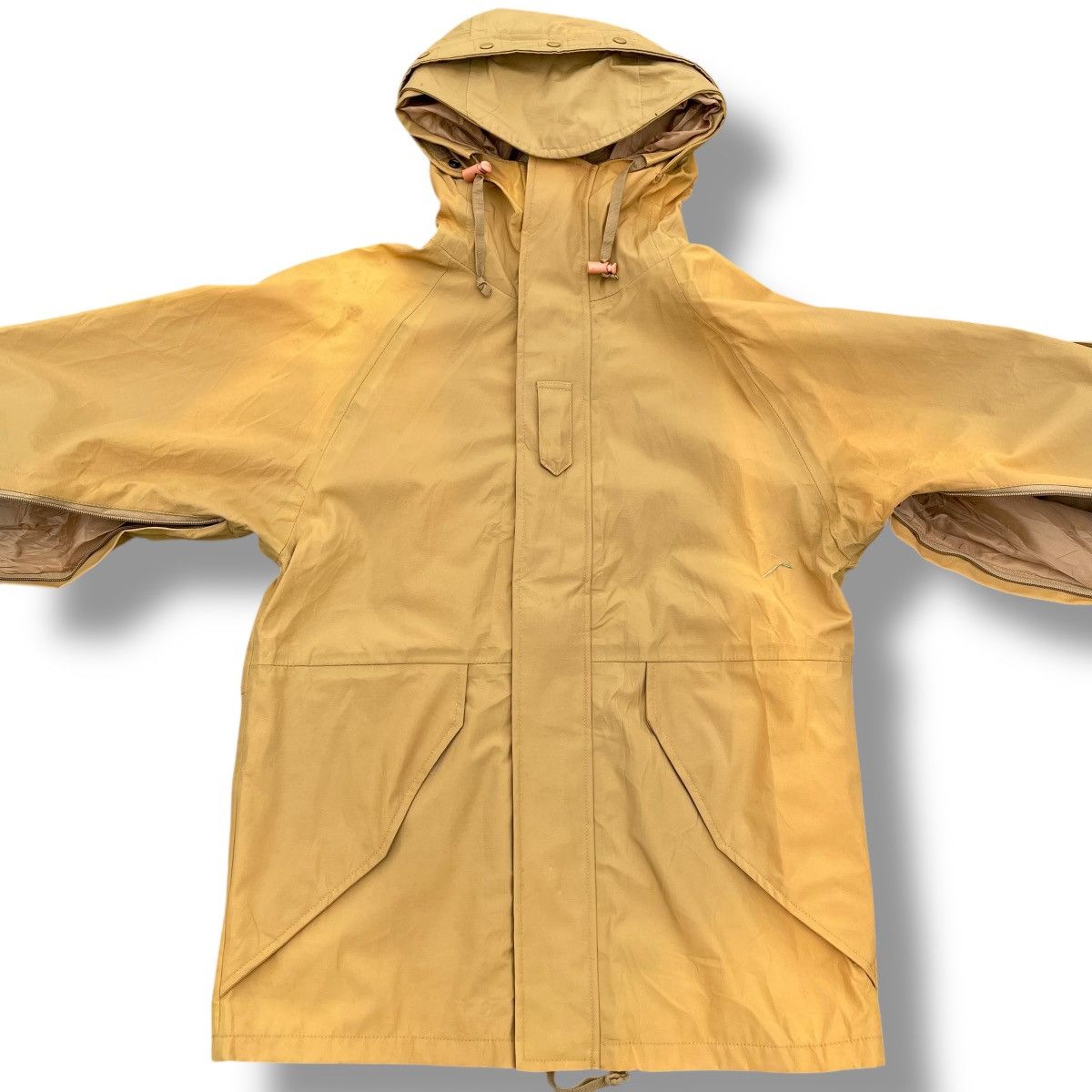 Barbour CONTRACTOR MULTIPOCKET WATERPROOF HOODIE JACKET Size US M / EU 48-50 / 2 - 5 Thumbnail