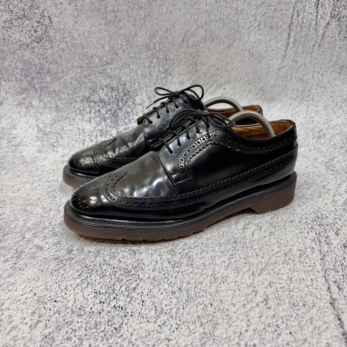 Dr. Martens Vintage Dr.Martens England Brogues US9 UK8 Size US 9 / EU 42 - 1 Thumbnail
