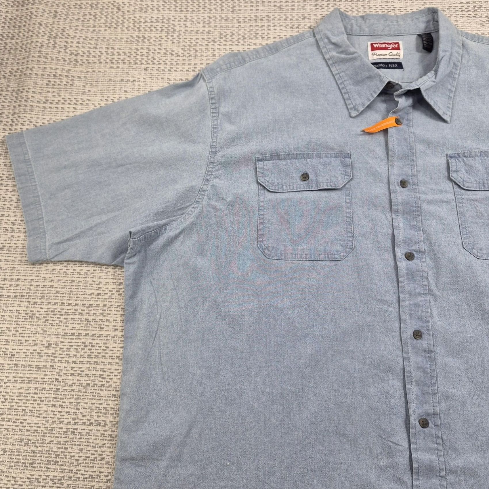Wrangler Wrangler Button-Up Shirt Mens 3XL Blue Chambray Short Sleeve Relaxed Fit Size US XXL / EU 58 / 5 - 3 Thumbnail