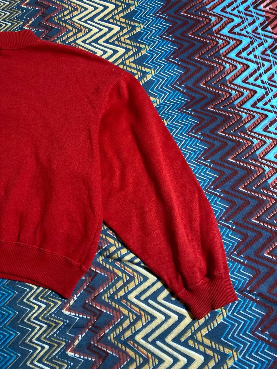Vintage Y2K streetwear ACCOLADE red Vintage big print Sweaters Size US XS / EU 42 / 0 - 16 Thumbnail