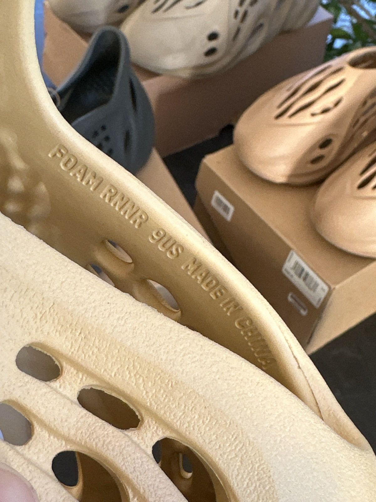 Adidas Sulfur YEEZY Foam Runner Size US 9 / EU 42 - 7 Thumbnail