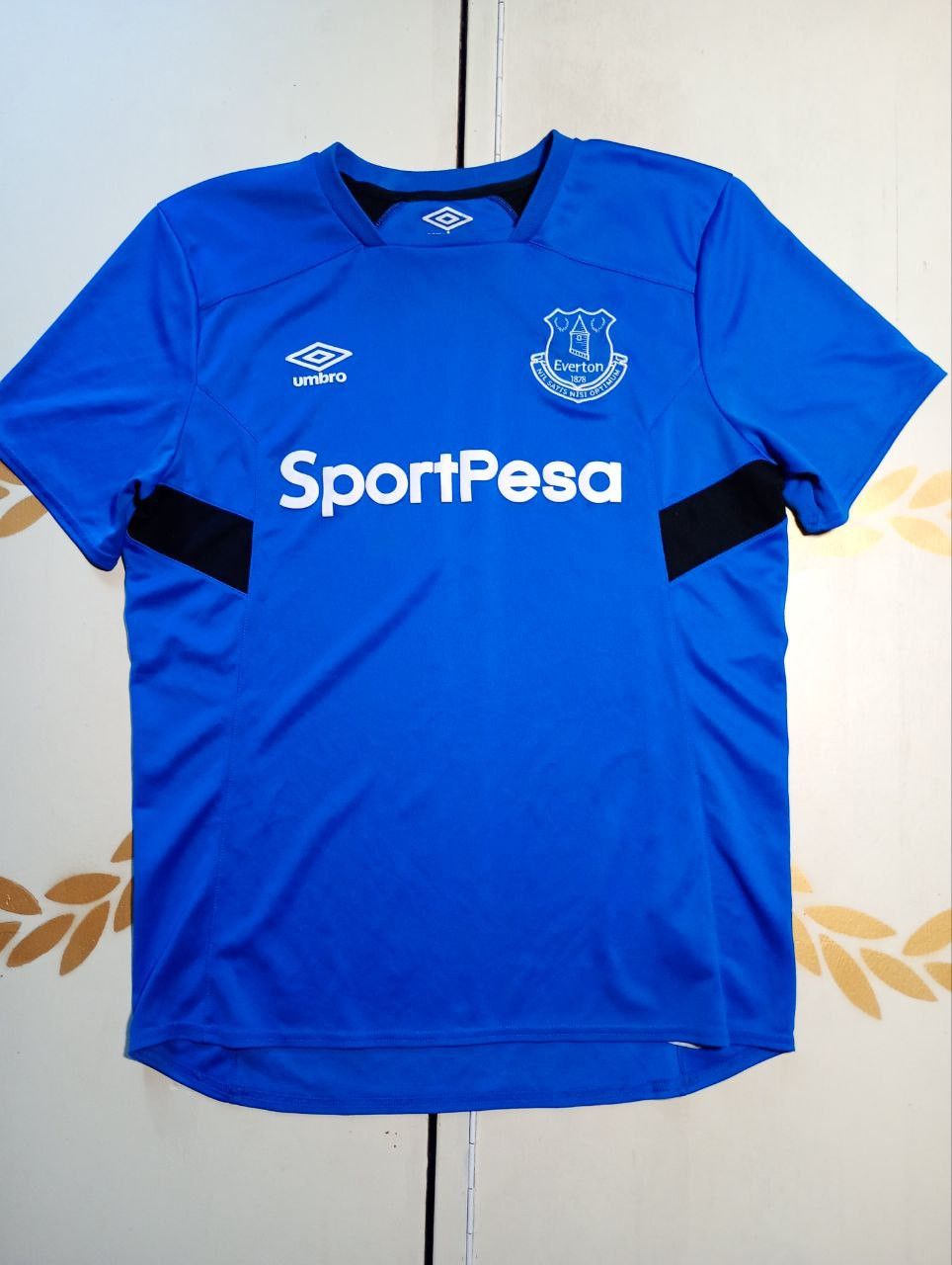 Umbro Umbro EVERTON 2017-2018 PRE-MATCH JERSEY Size US L / EU 52-54 / 3 - 1 Thumbnail